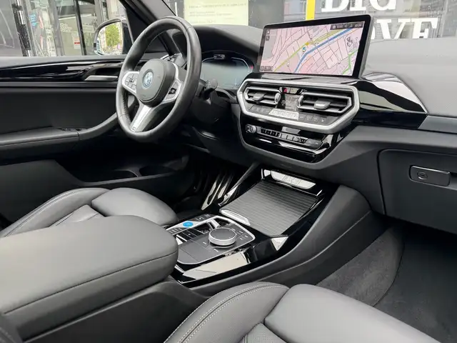 BMW Ix3 view 7