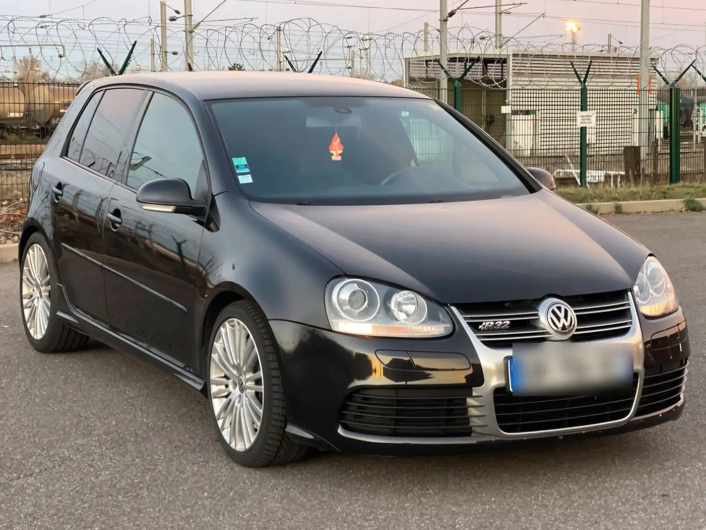 Volkswagen Golf R 3.2 Noir - 1