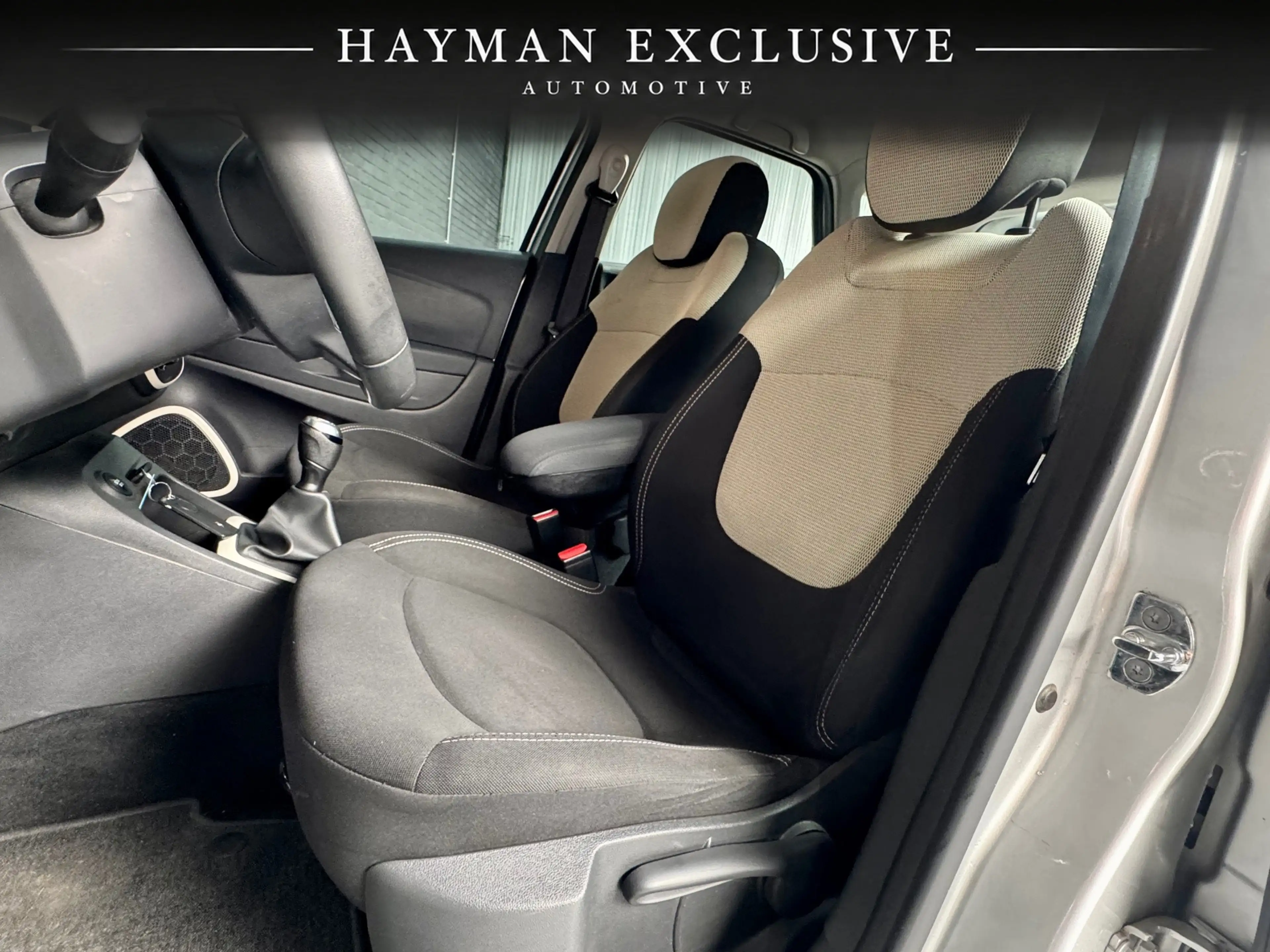 Renault Captur 0.9 TCe Intens — photo 23