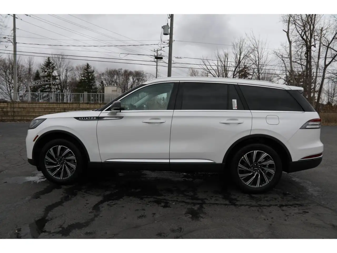 Lincoln Aviator снимка Lincoln Aviator