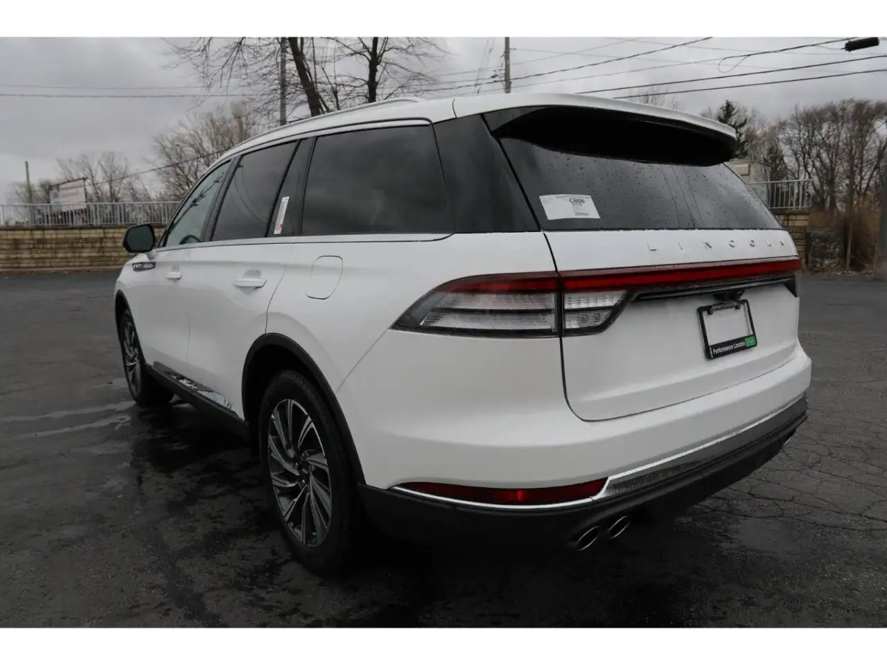 Lincoln Aviator снимка Lincoln Aviator