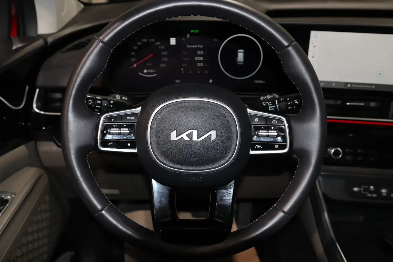 Kia Carnival photo Kia Carnival
