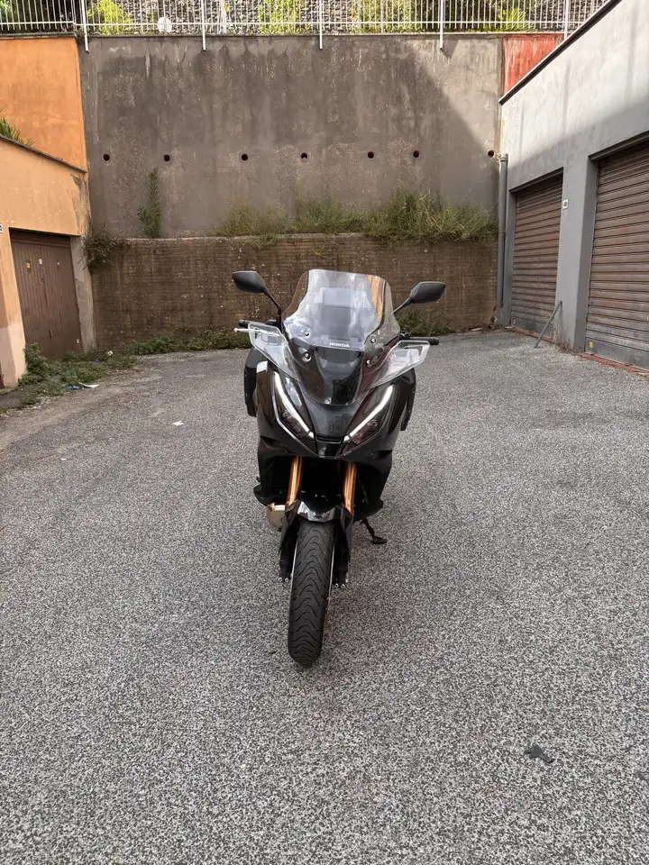 Honda NT 1100