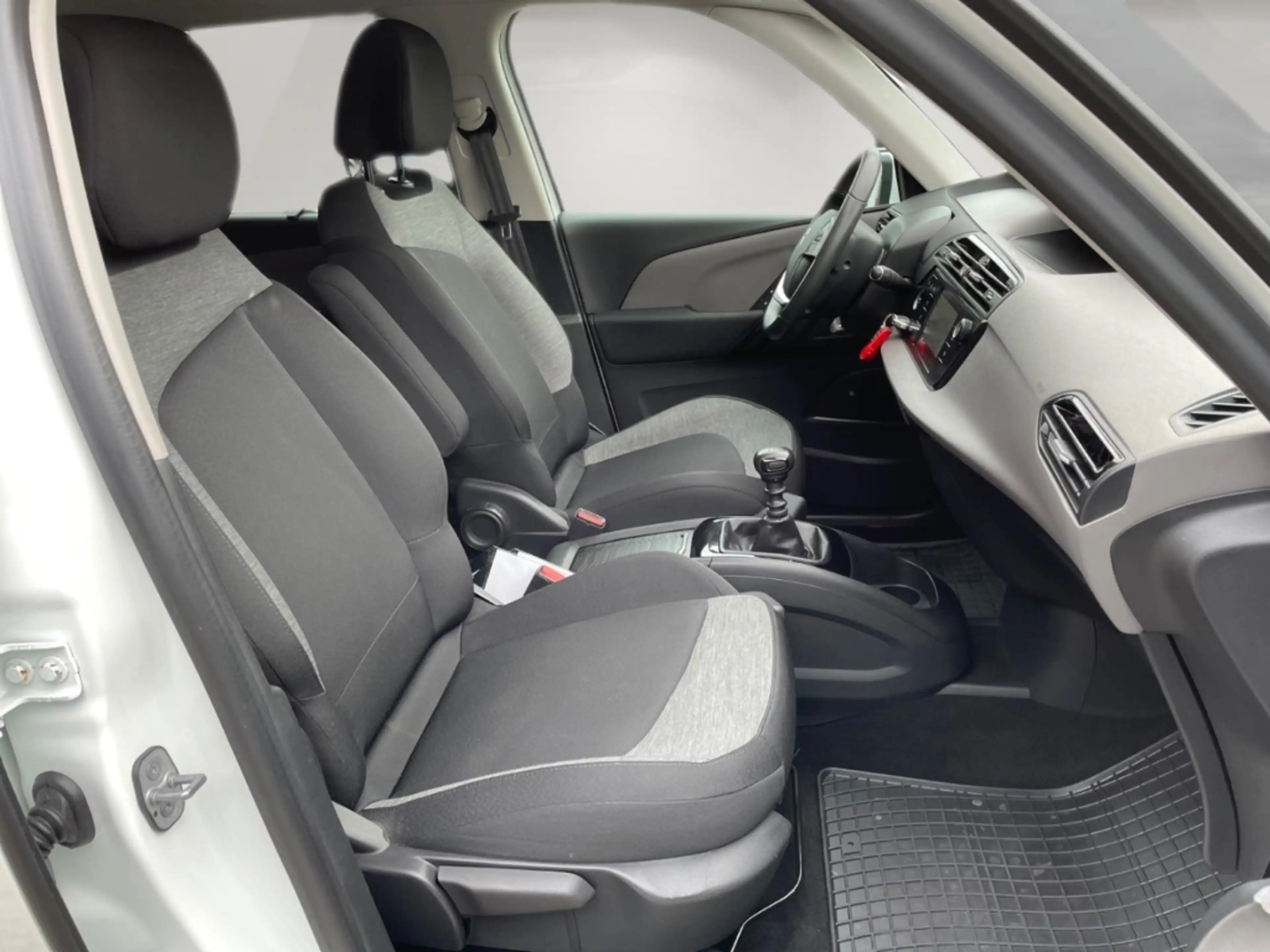 Citroen C4 Picasso 1.2 Spacetourer Selection *7 SITZER!* — photo 14