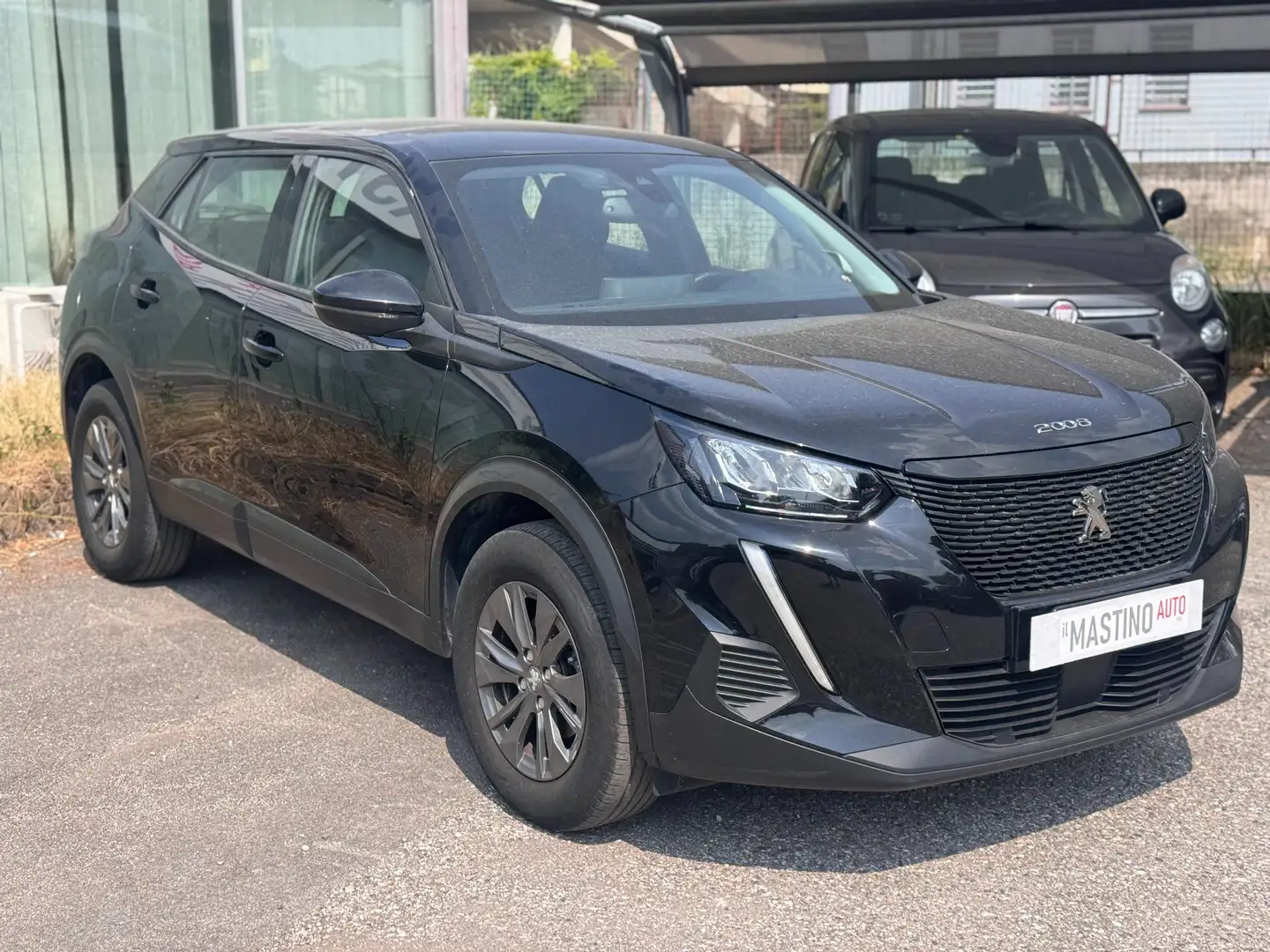 Peugeot 2008 1.2 puretech 102CV Active Pack - GARANZIA 24 MESI Zwart - 1