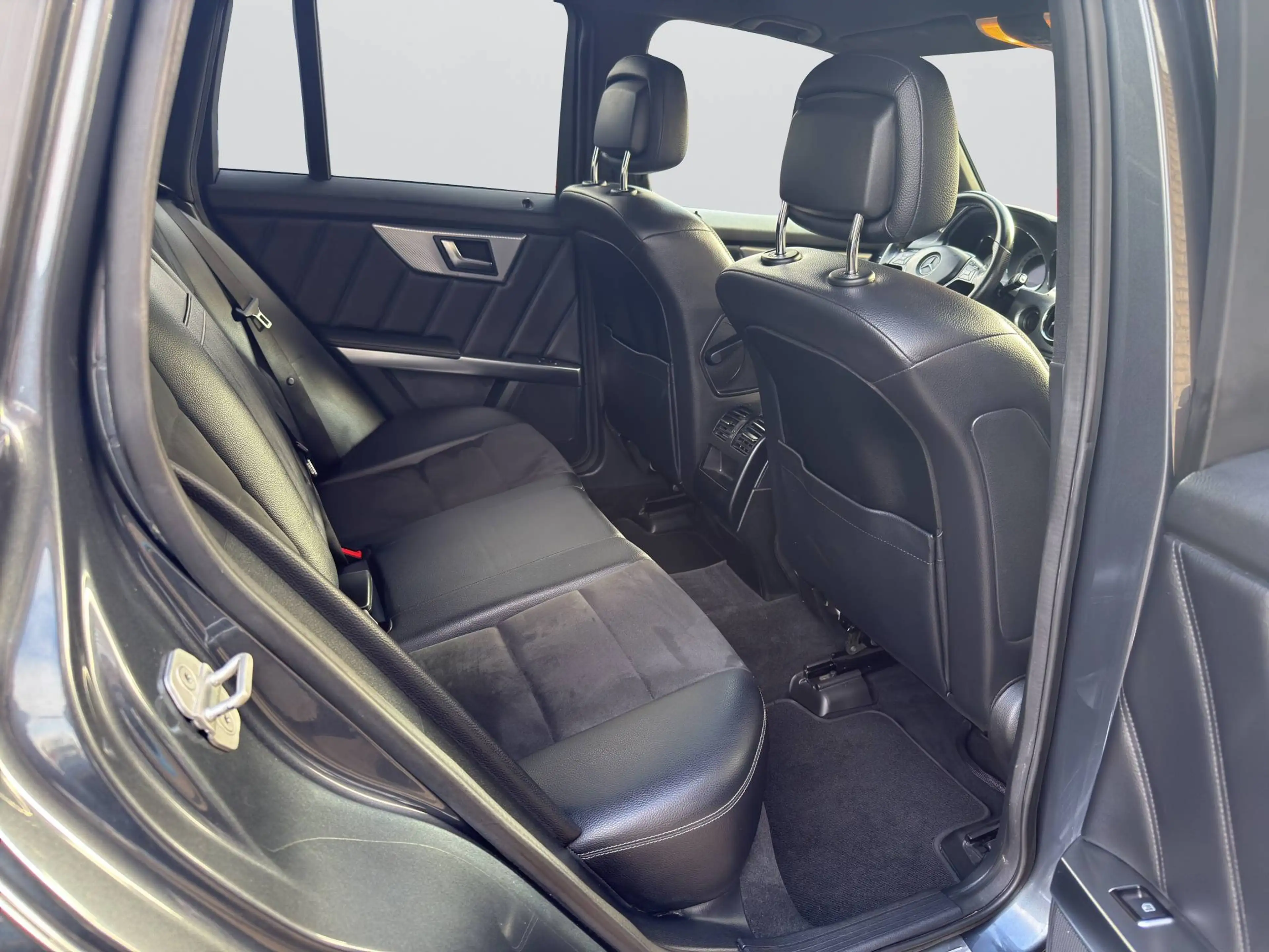 Mercedes-Benz GLK 220 GLK 220 CDI AMG Sportpaket 4Matic — photo 12