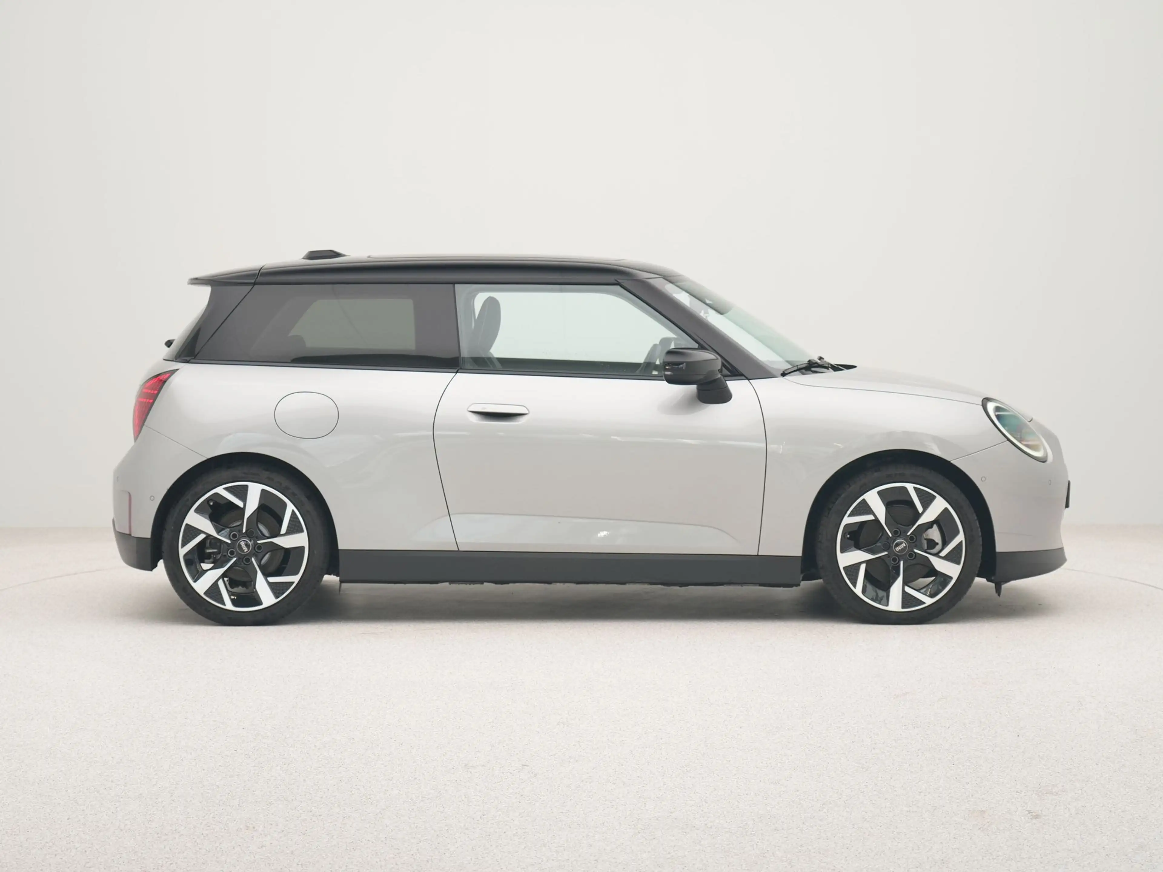 MINI Cooper SE Classic Pakket M — photo 8