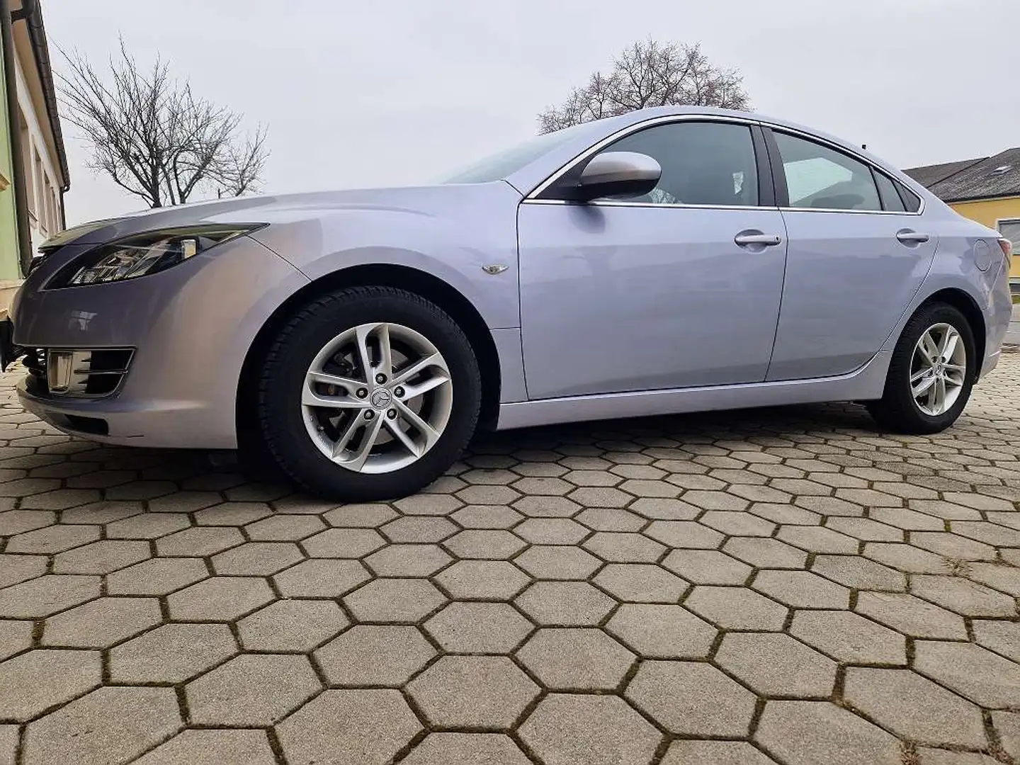 Mazda 6 Mazda 6 Sport 2,0i Active Active Grau - 2