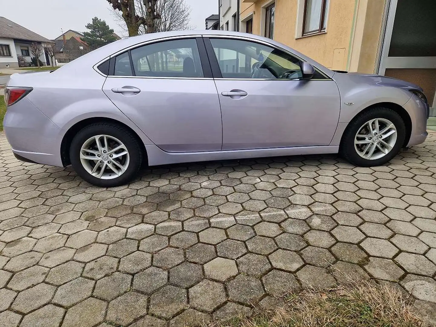 Mazda 6 Mazda 6 Sport 2,0i Active Active Grau - 1