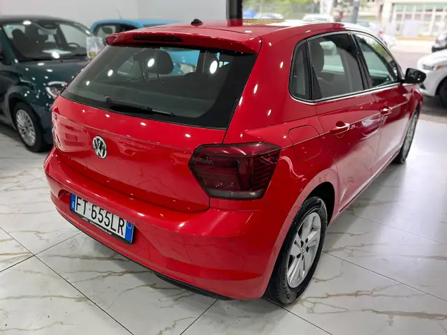 Volkswagen Polo view 5