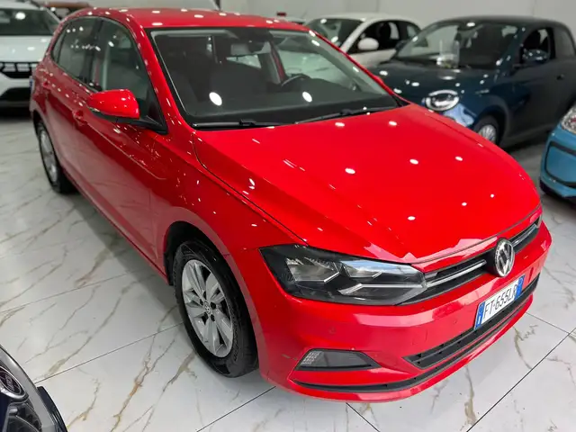 Volkswagen Polo view 6