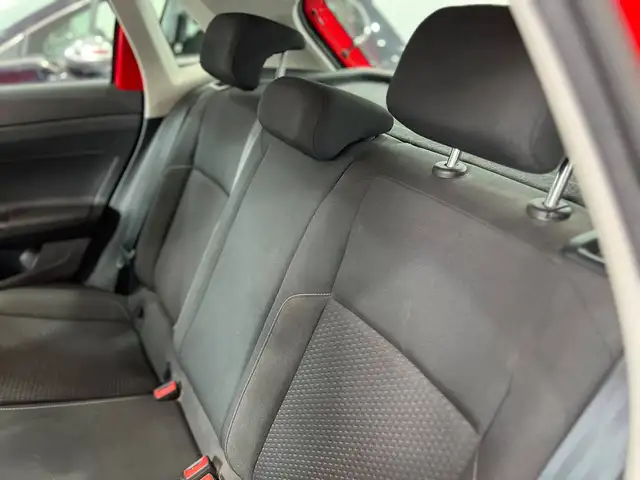 Volkswagen Polo view 12