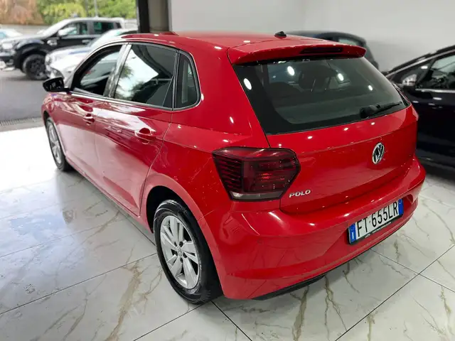 Volkswagen Polo view 3