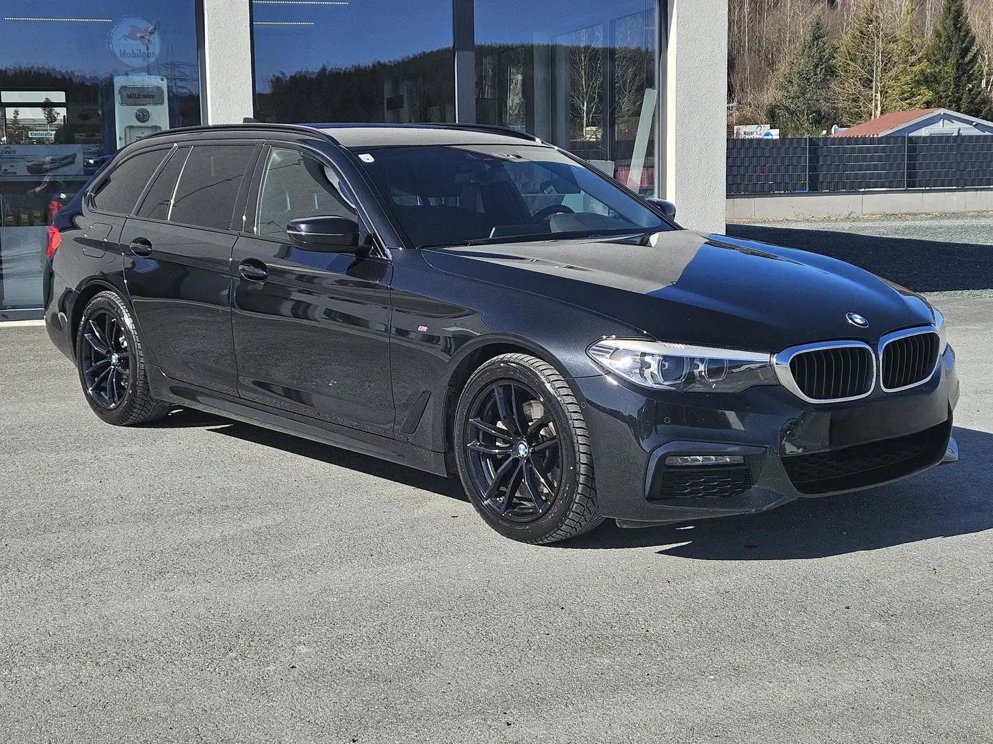 BMW 520 520 d xDrive M Sport - 1