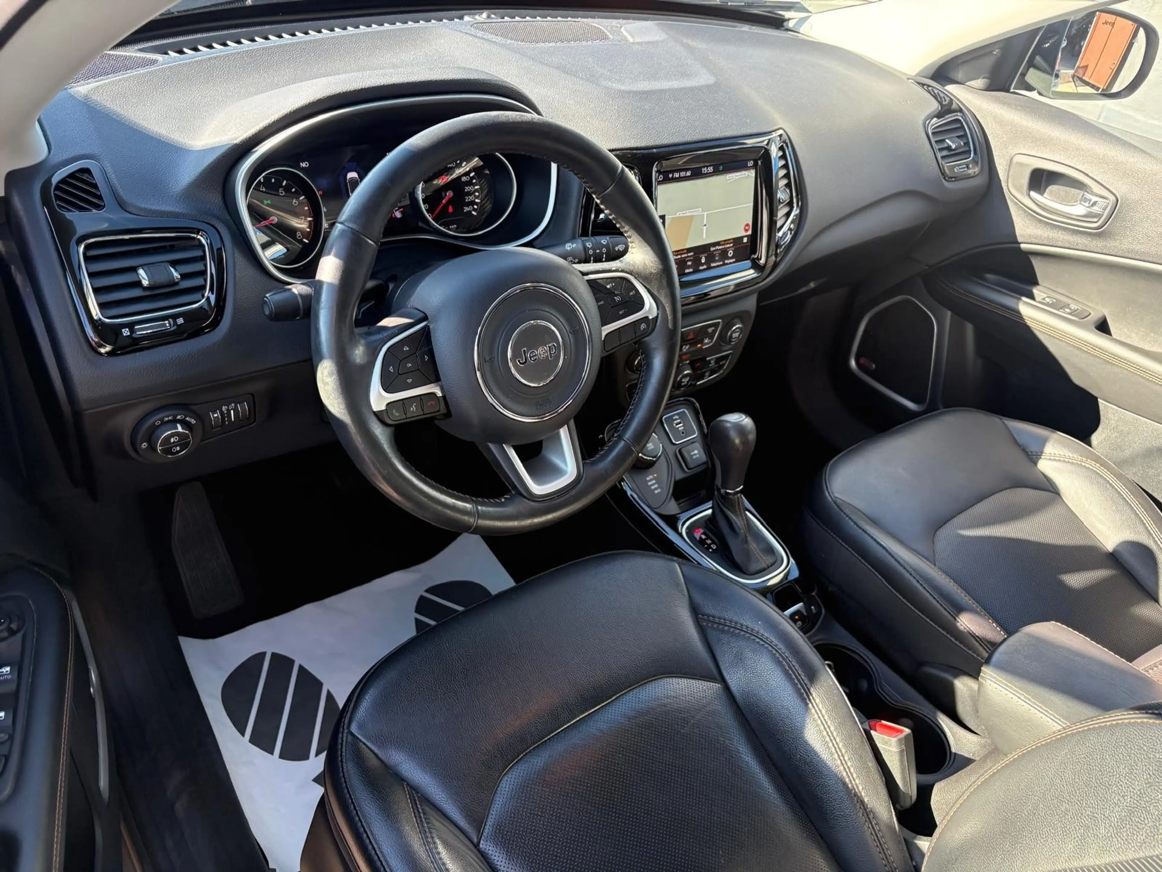 Jeep Compass 1.4 Turbo 4x4 Limited | | BOITE AUTO — photo 7
