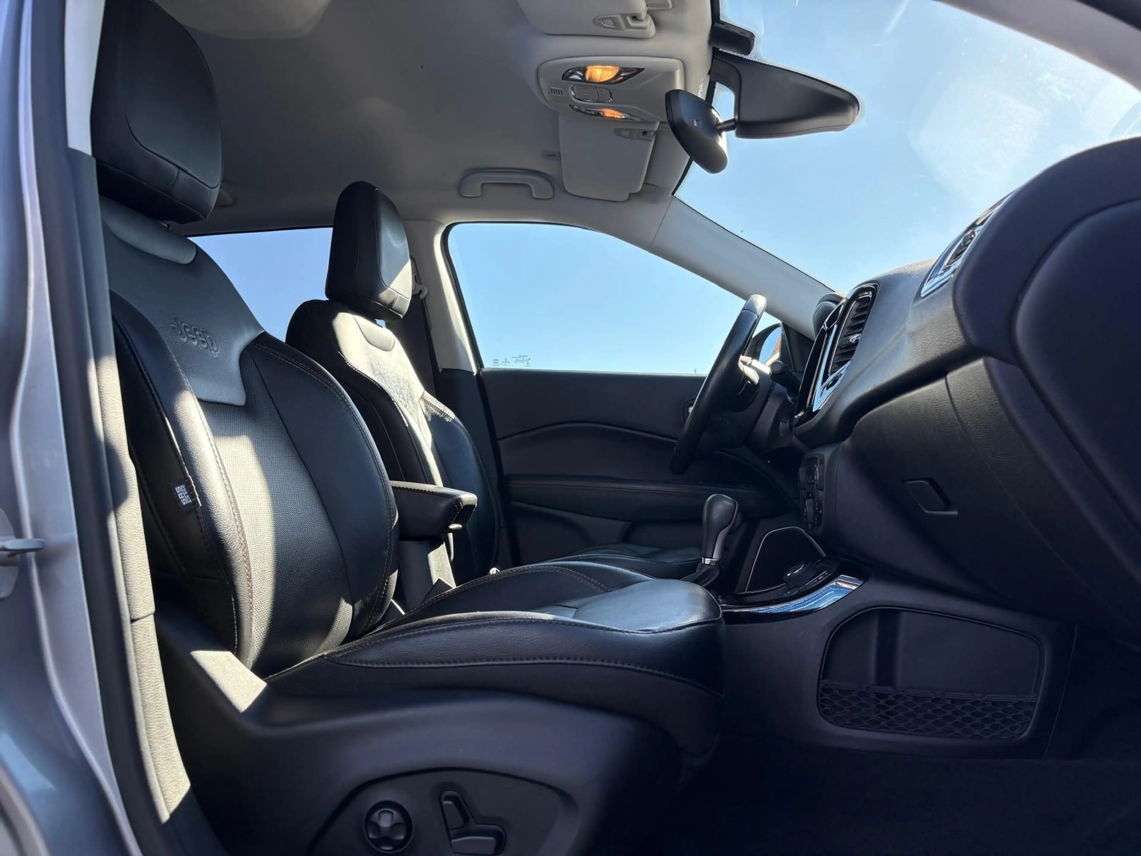 Jeep Compass 1.4 Turbo 4x4 Limited | | BOITE AUTO — photo 10
