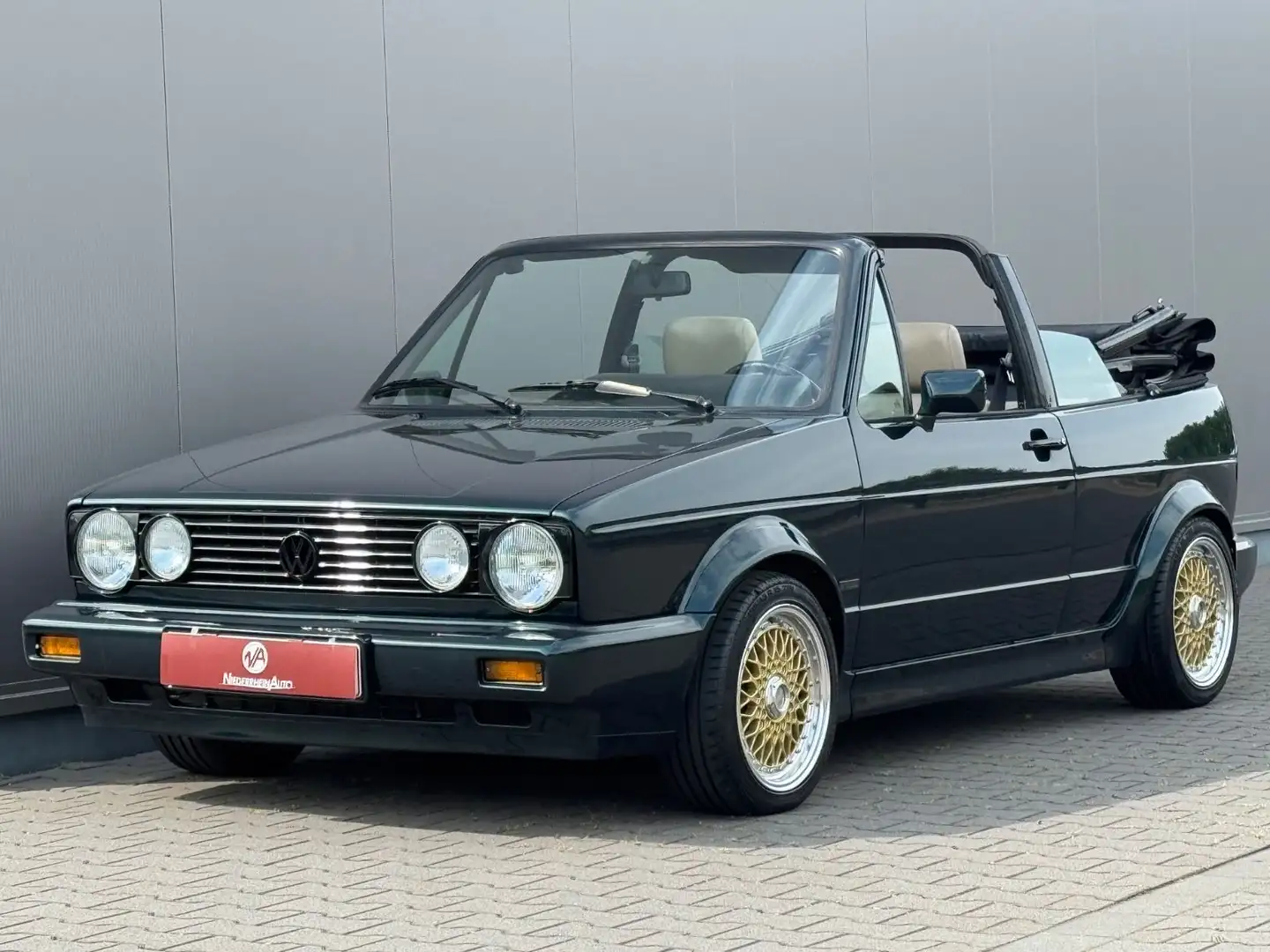Volkswagen Golf I Cabrio 1.8 Karmann Leder Oldtimer*Unikat* Vert - 1