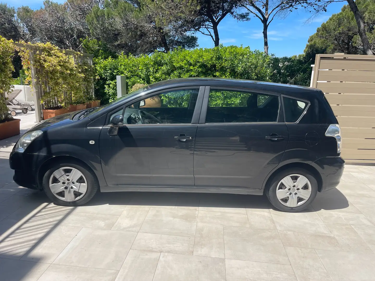 Toyota Corolla Verso Corolla Verso 2.2 16 V D-4D DPF 7 posti Negro - 2