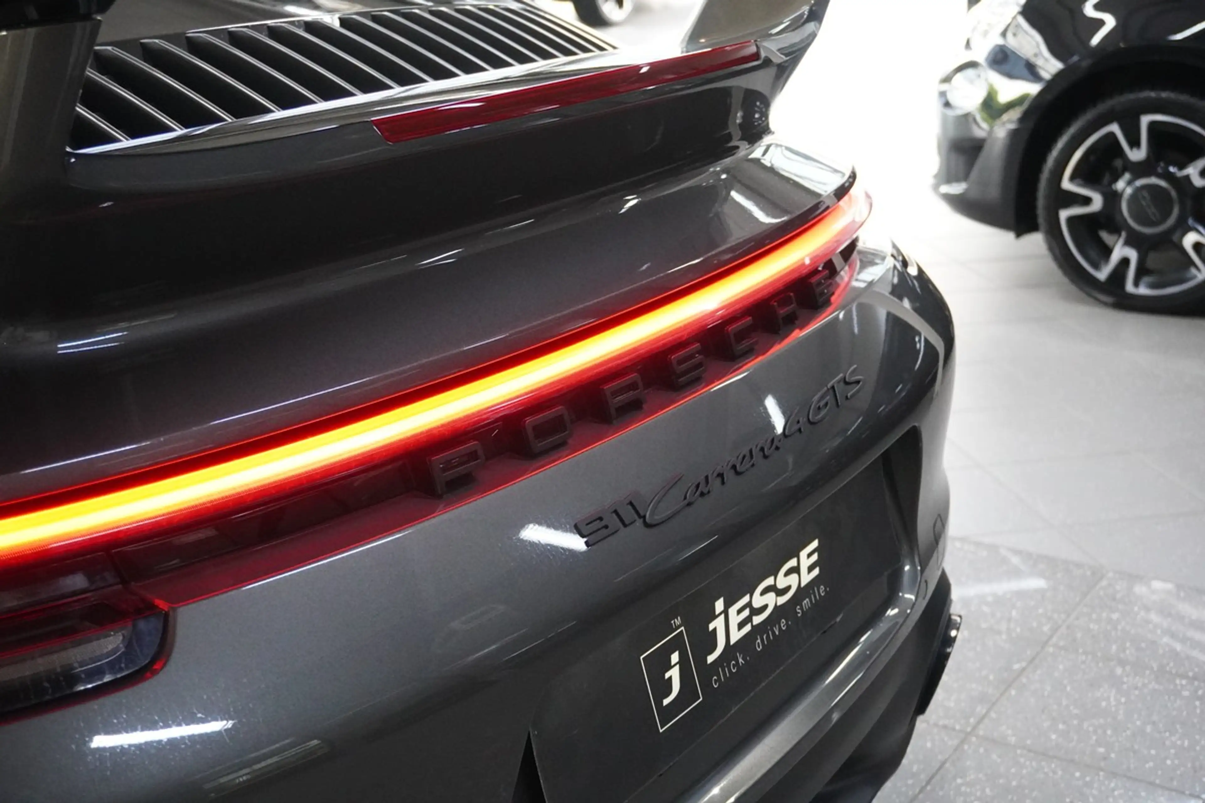 Porsche 911 992 4GTS APPROVED AERO-KIT LED BOSE GSD R.Cam — photo 9