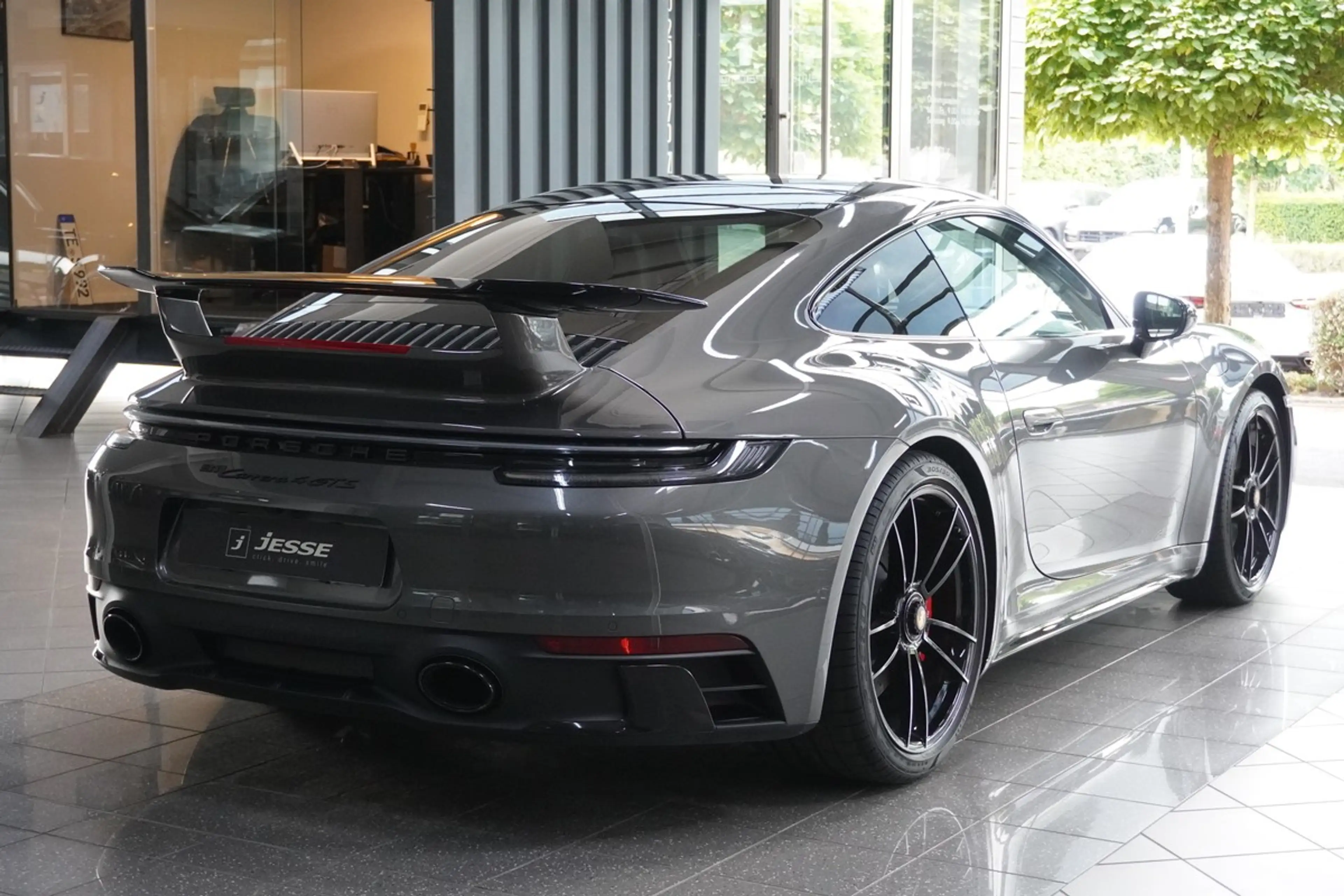 Porsche 911 992 4GTS APPROVED AERO-KIT LED BOSE GSD R.Cam — photo 6