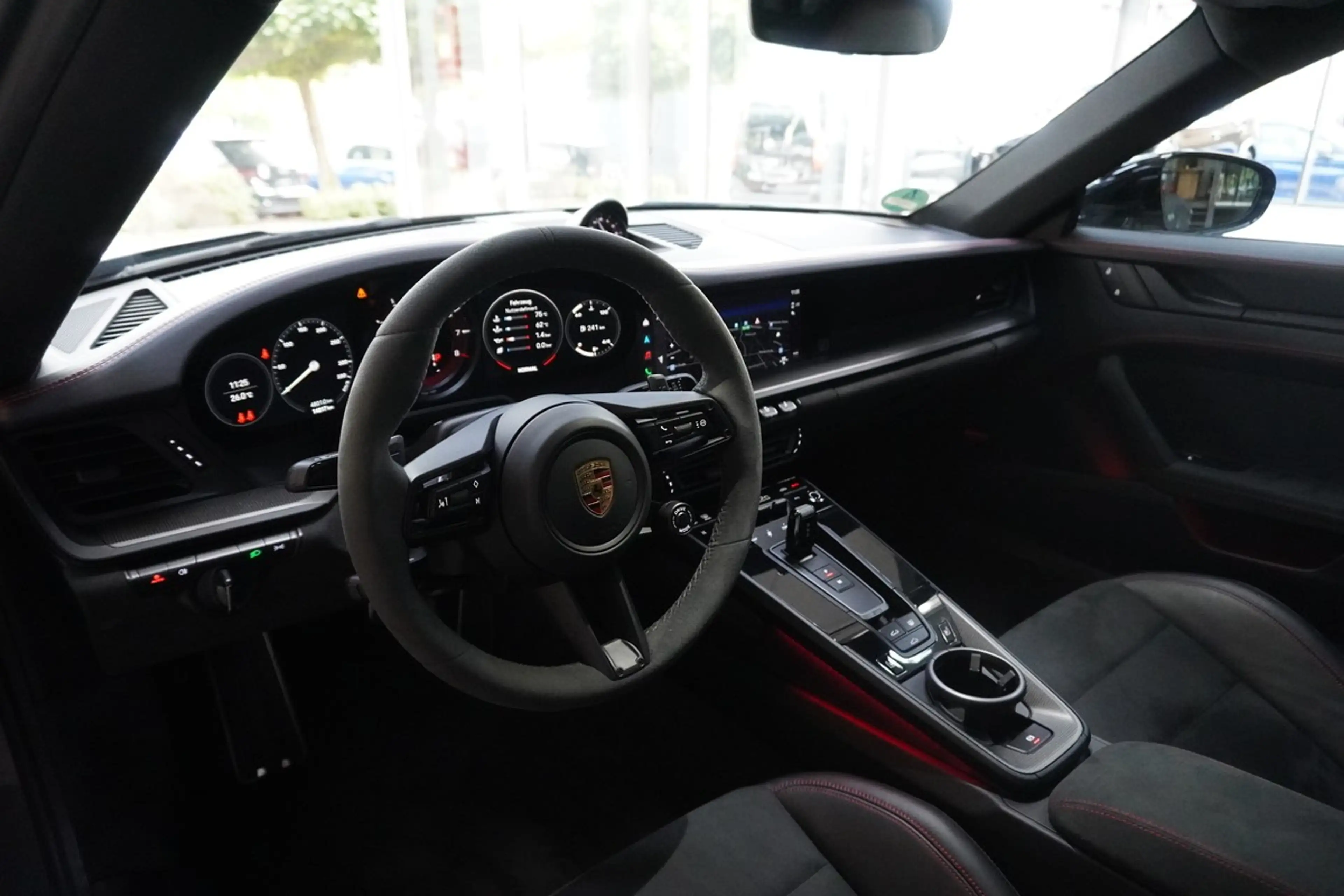 Porsche 911 992 4GTS APPROVED AERO-KIT LED BOSE GSD R.Cam — photo 13