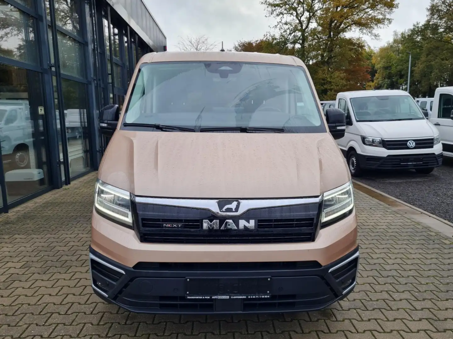 MAN TGE 3.180 TDi Kombi 9 Sitze ALU KAMERA LED LEDER S Or - 2