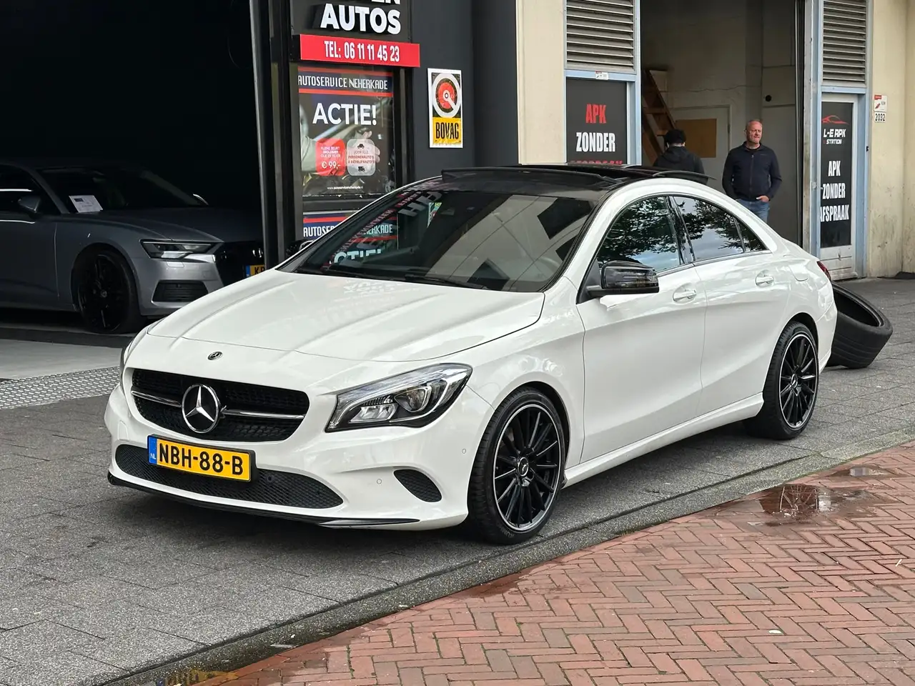 Mercedes-Benz CLA 200