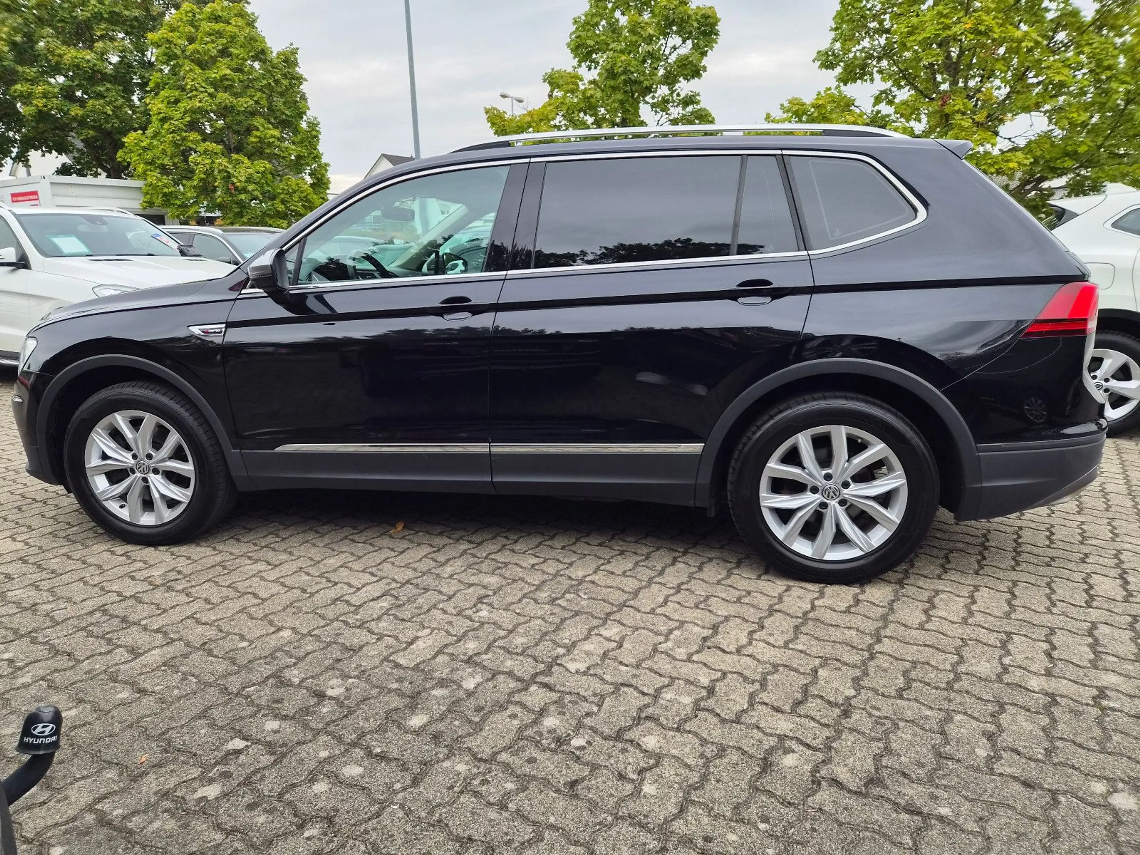 Volkswagen Tiguan Allspace Comfortline 4Motion — photo 2
