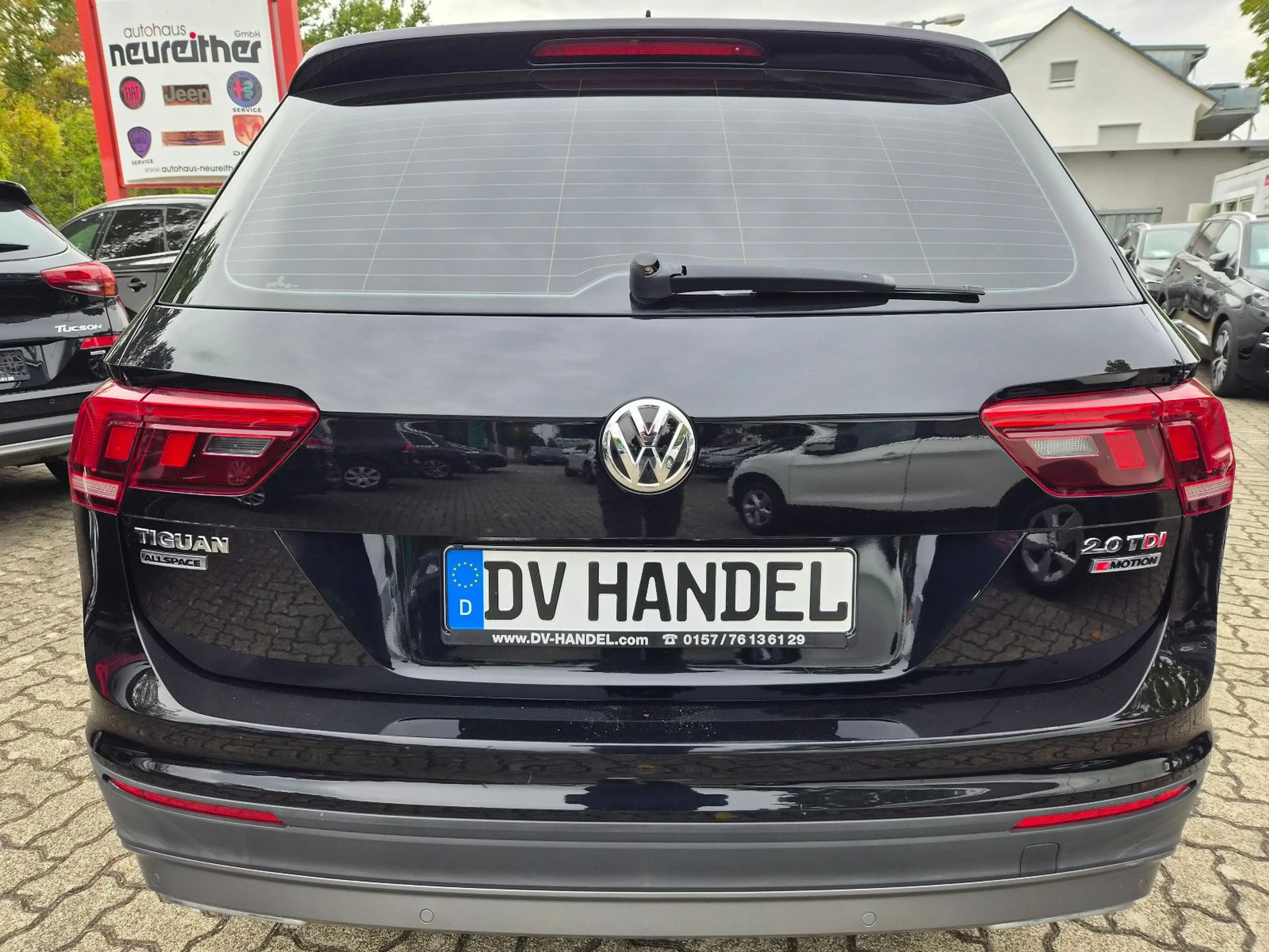 Volkswagen Tiguan Allspace Comfortline 4Motion — photo 4