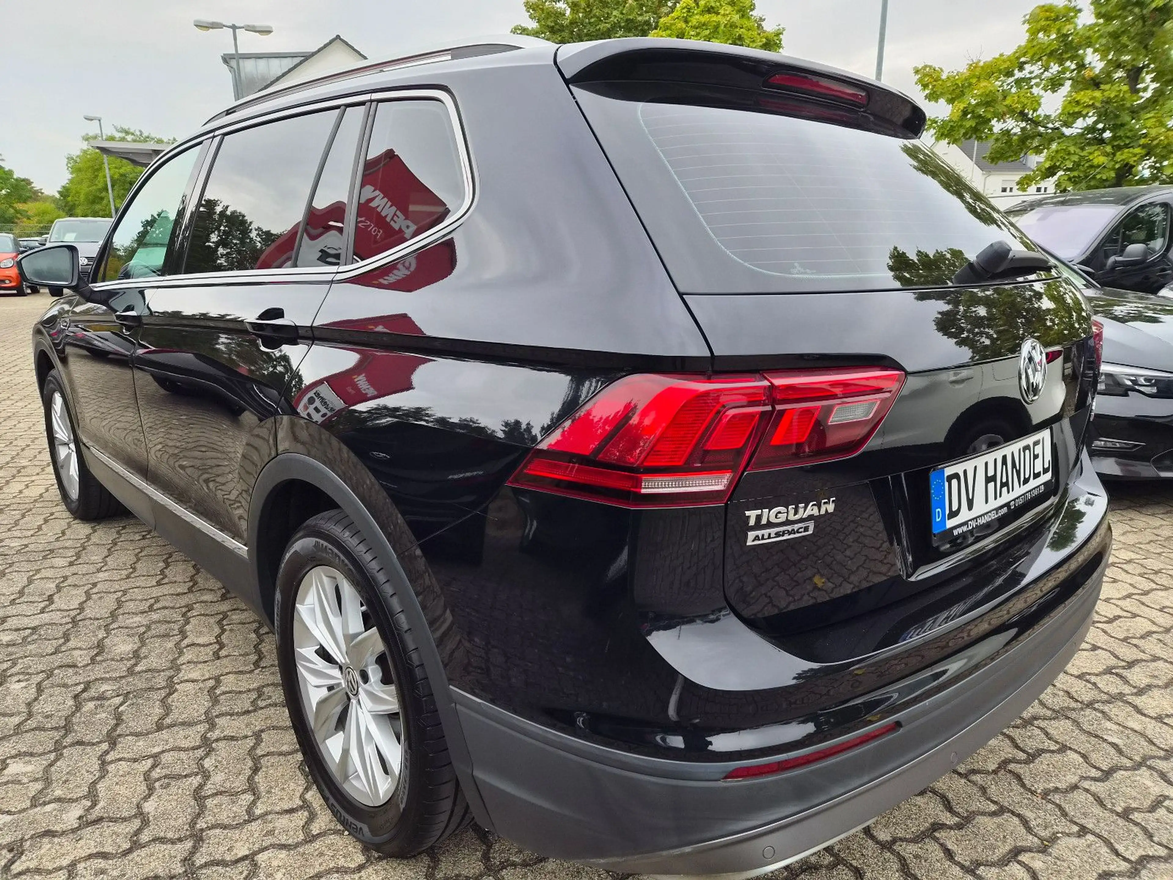 Volkswagen Tiguan Allspace Comfortline 4Motion — photo 3