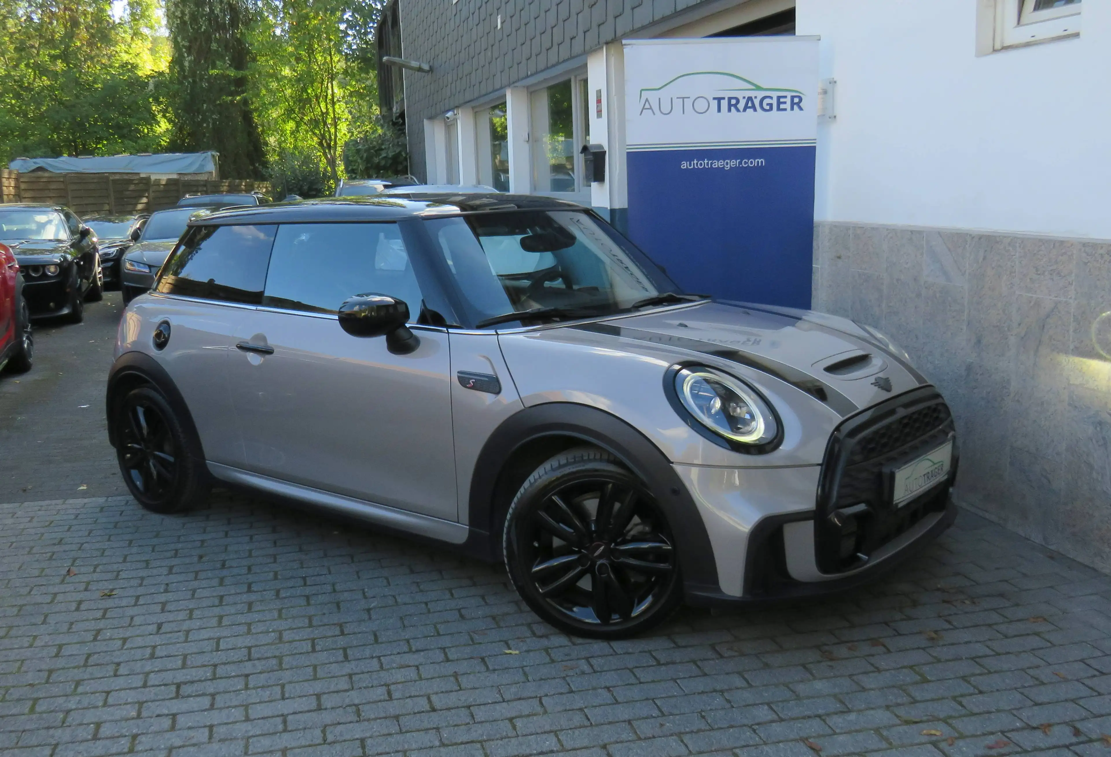MINI Cooper S Cooper S John Cooper Works Trim // Panomara & Top!