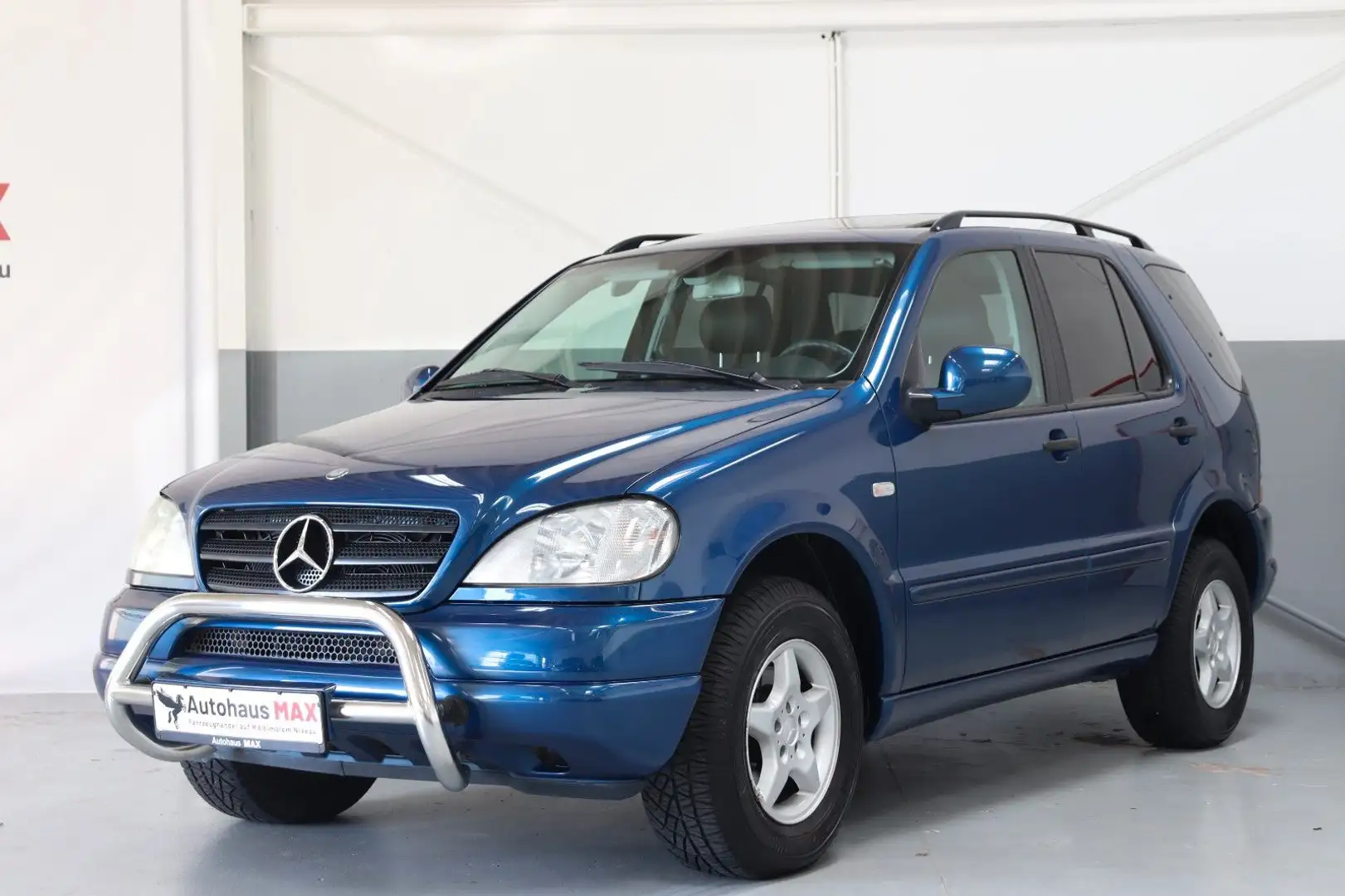 Mercedes-Benz ML 320 ~Sitzheizung~Tempomat~AHK 3.3T Синій - 1