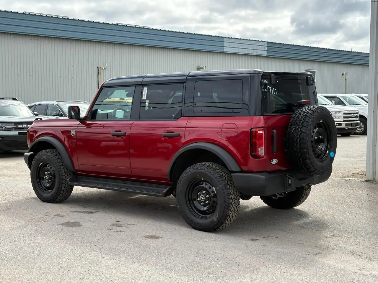 Ford Bronco снимка Ford Bronco