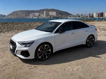 S3 Sedán quattro S tronic