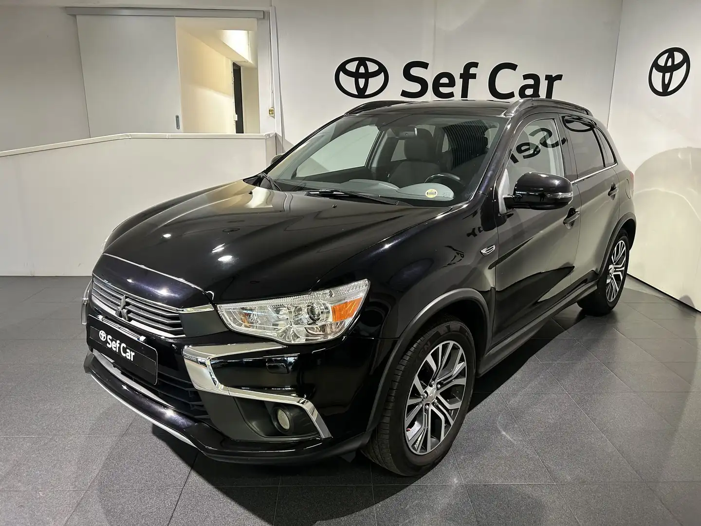 Mitsubishi ASX ASX 1.6 DI-D 114 CV 2WD Instyle Panoramic Schwarz - 1