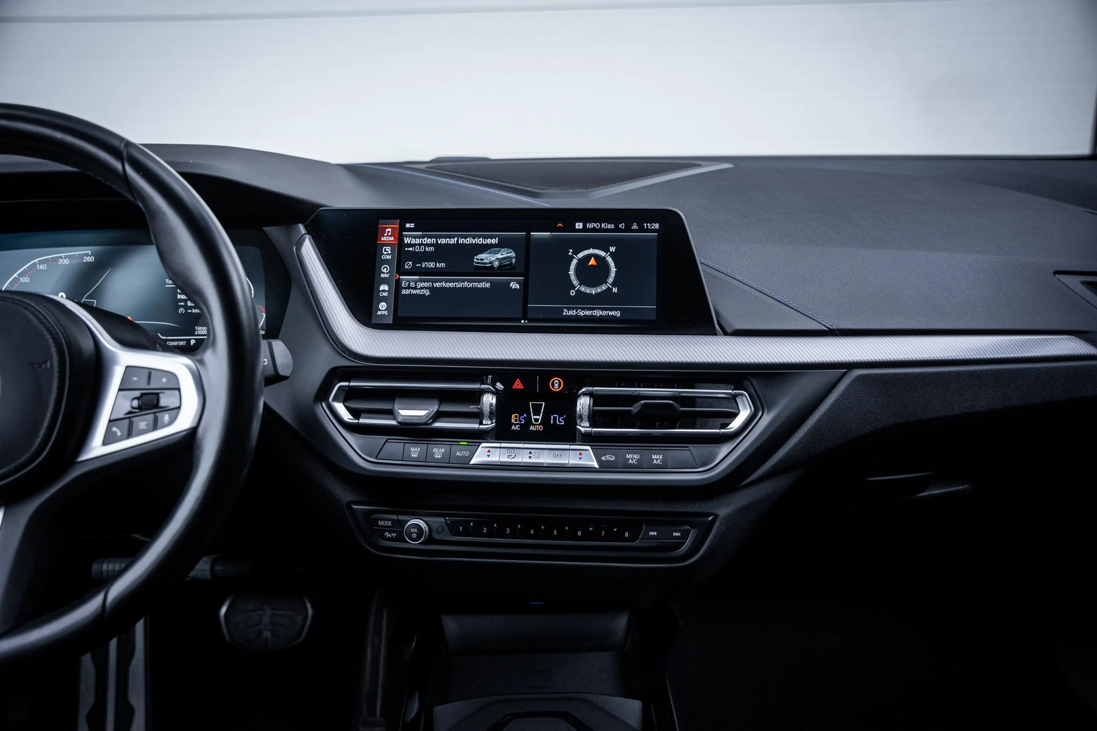 BMW 118 1-serie 118i M-Sport Schaalstoelen|NL-auto|1e-eig. — photo 23