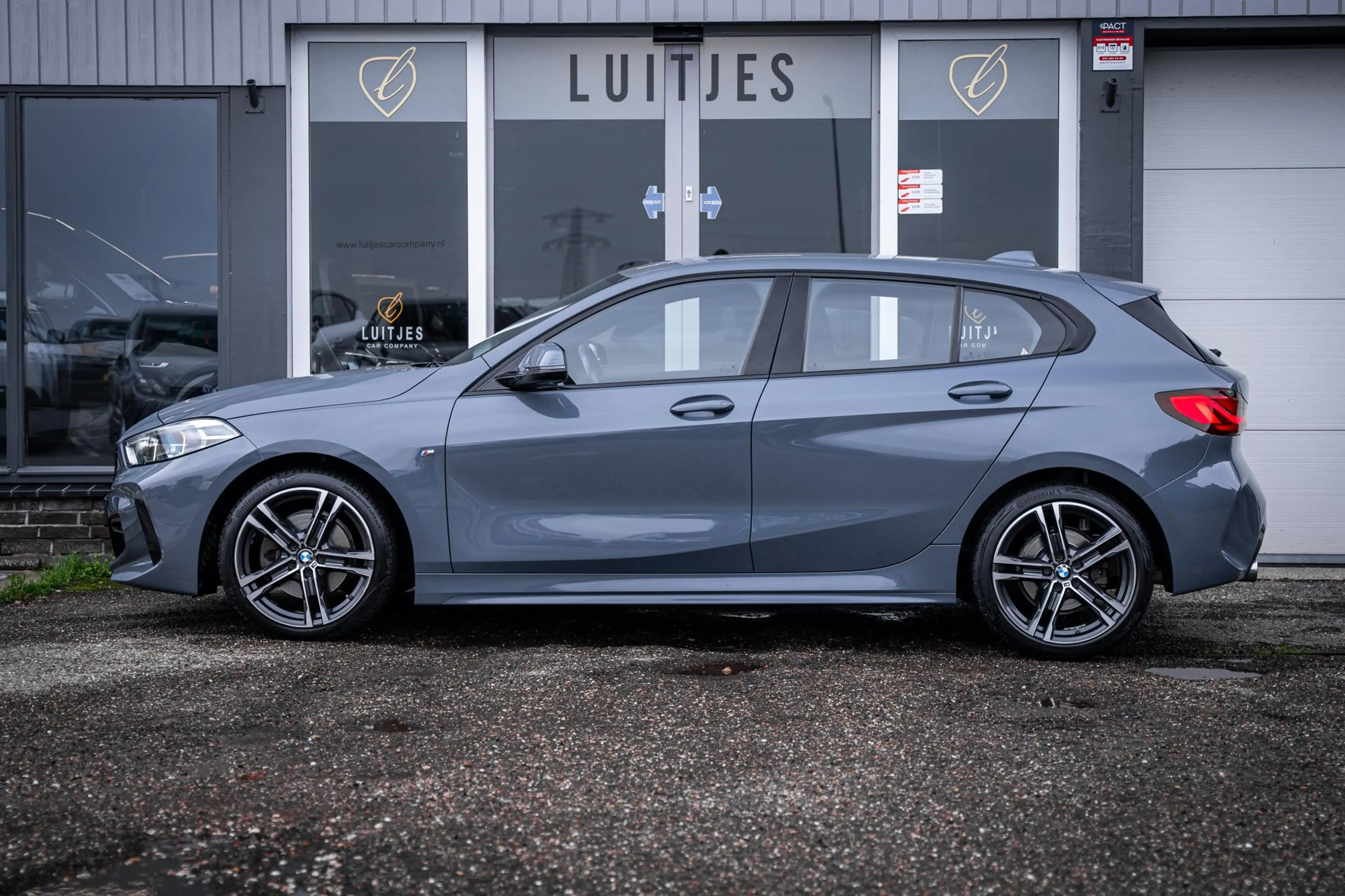 BMW 118 1-serie 118i M-Sport Schaalstoelen|NL-auto|1e-eig. — photo 15