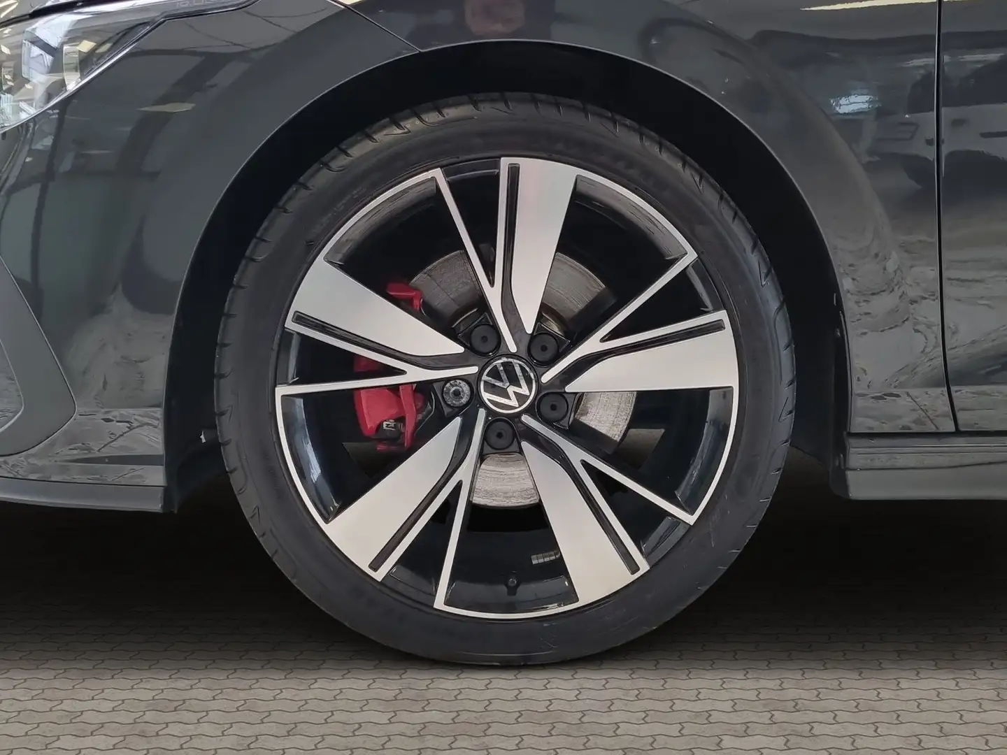 Volkswagen Golf GTD 2.0 l TDI SCR Grau - 2