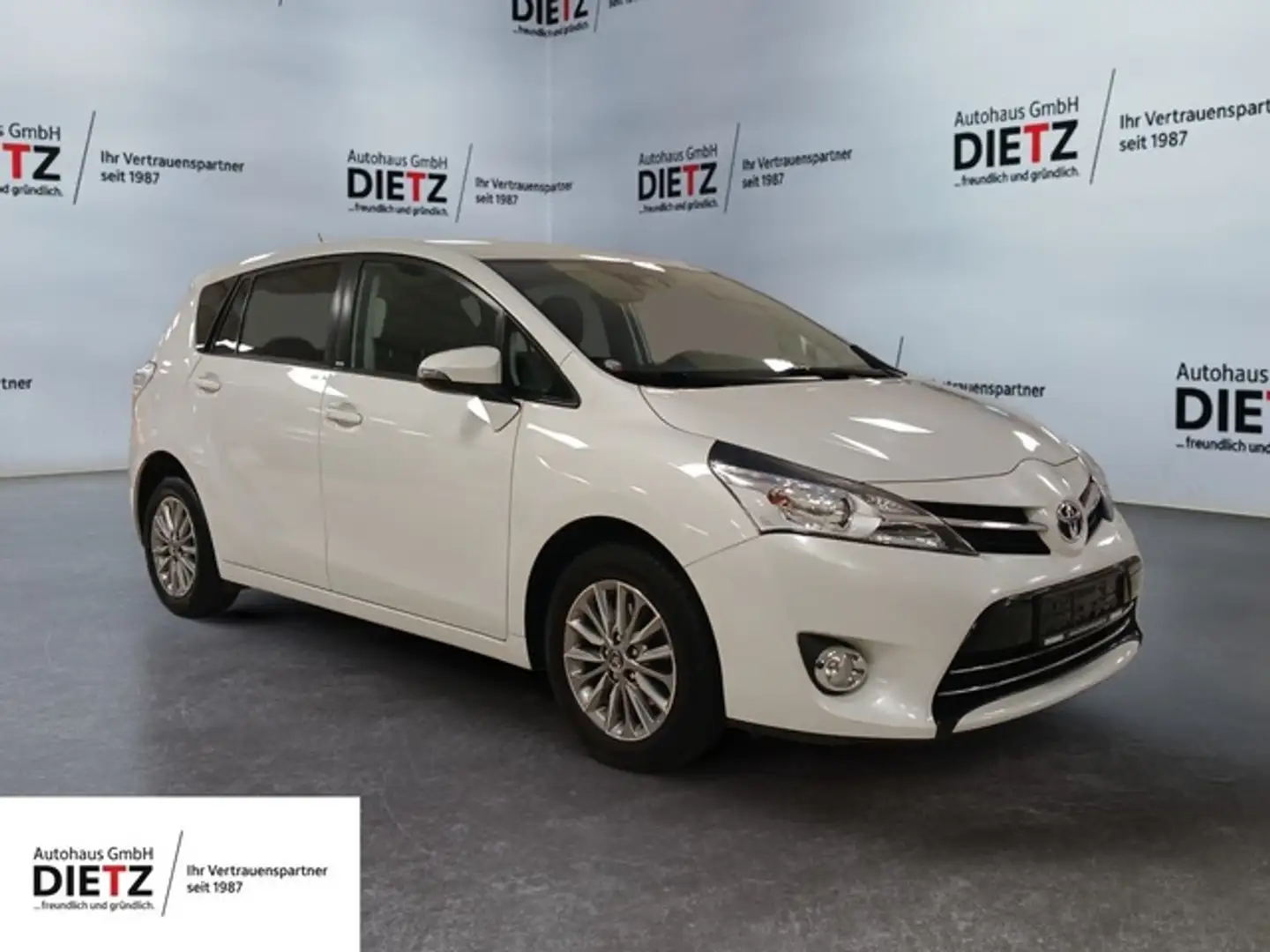 Toyota Verso 1.8 Hybrid Edition-S*NAVI*KAM*SPUR*1HAND Blanc - 1