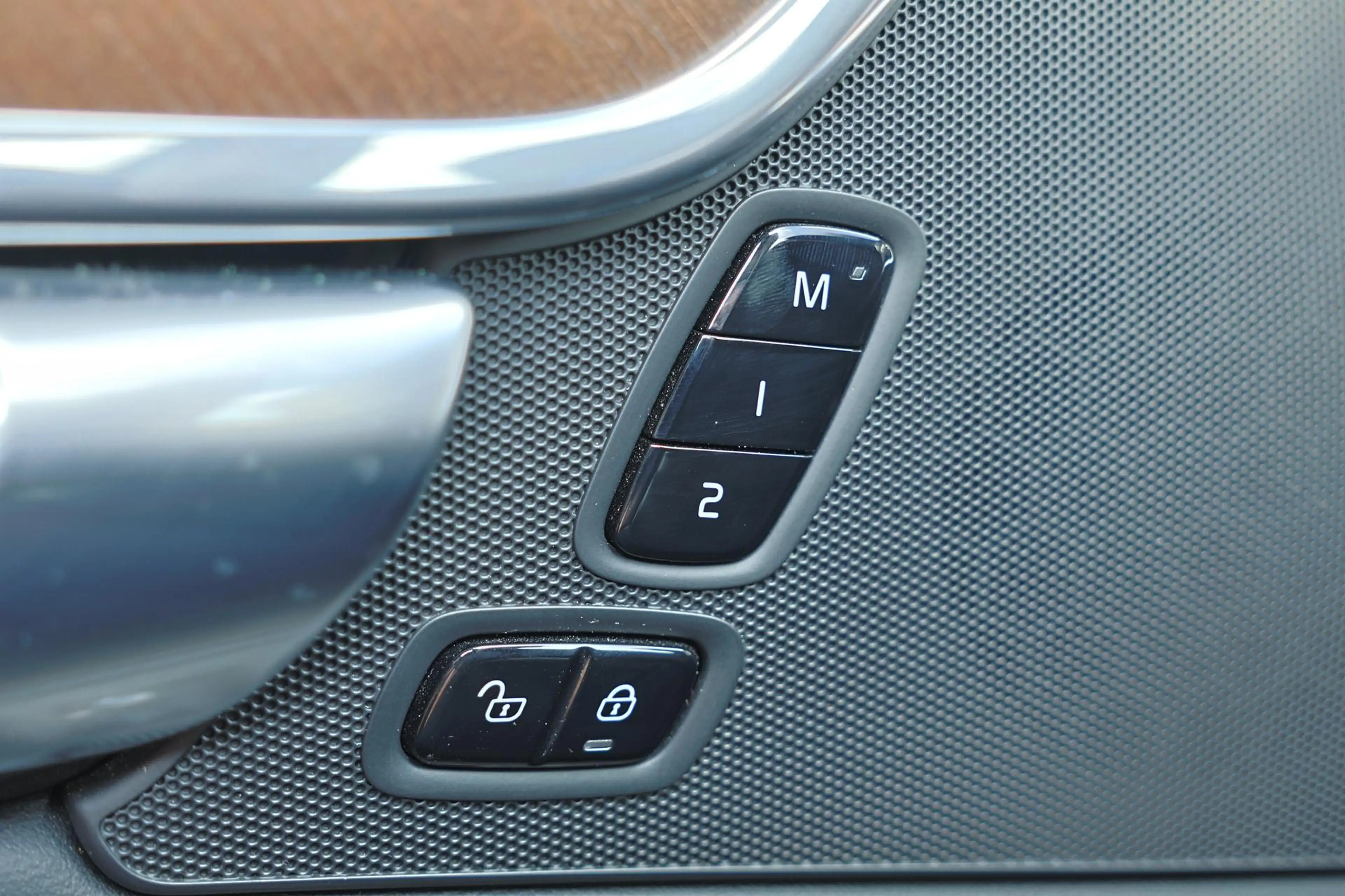Volvo S90 T4 Inscription - IntelliSafe Assist & Surround - P — photo 11