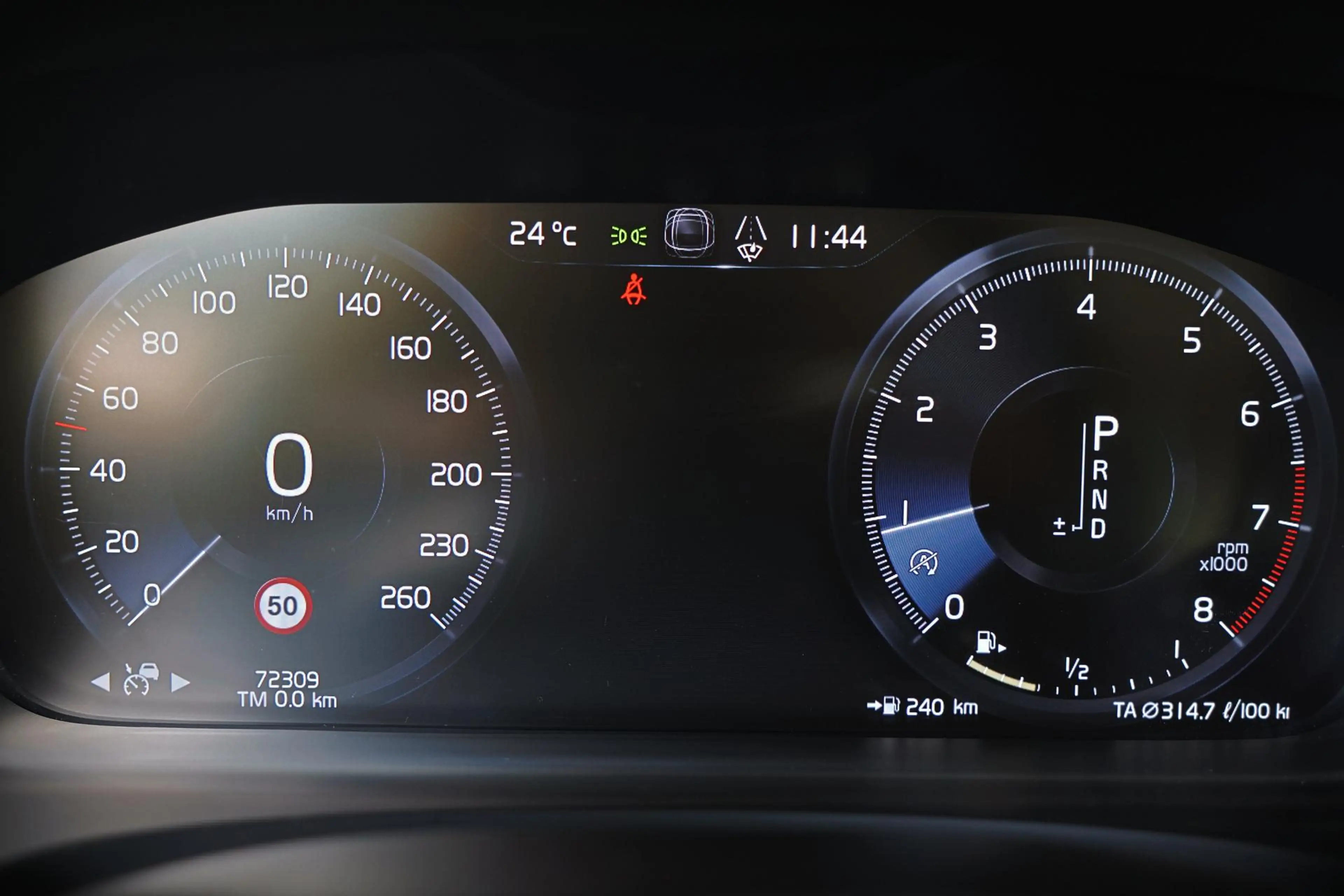 Volvo S90 T4 Inscription - IntelliSafe Assist & Surround - P — photo 12
