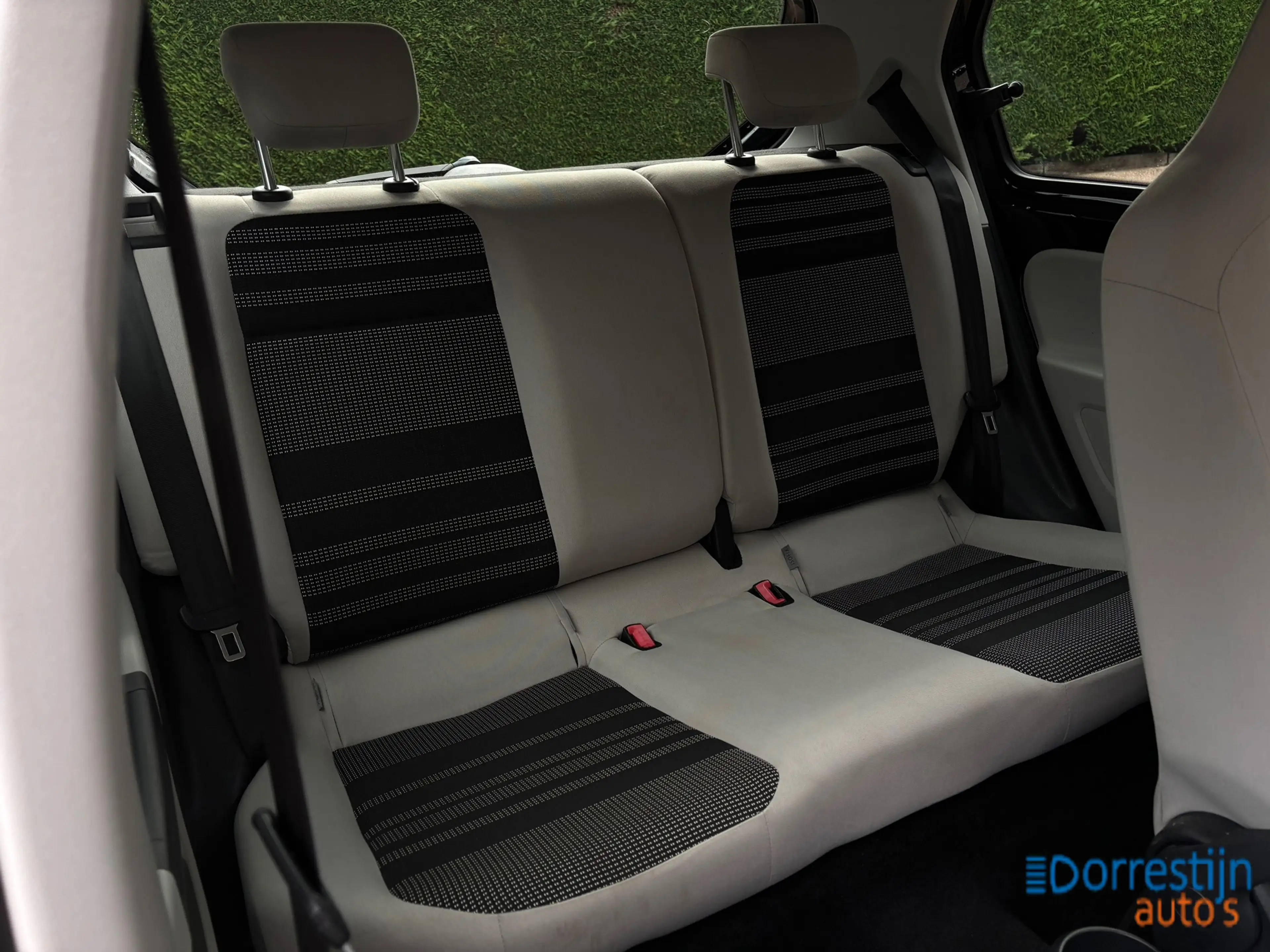 SEAT Mii 1.0 Chill Out | Airco | 5-deurs | NAP | Goed onder — photo 11