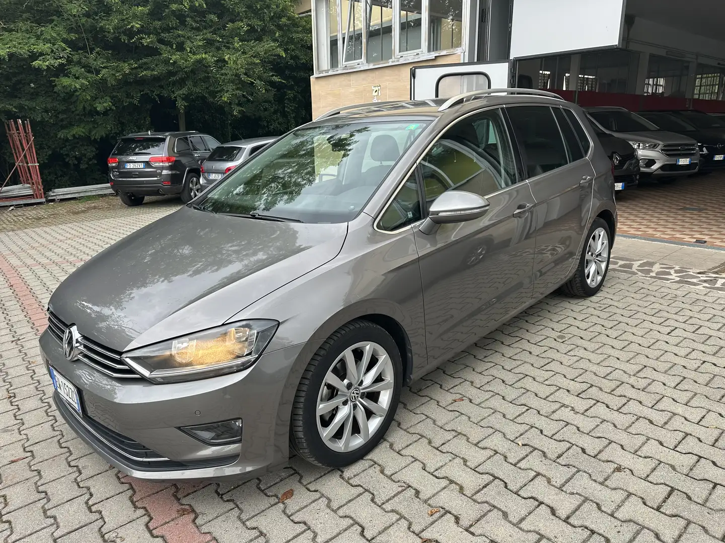 Volkswagen Golf Sportsvan 1.6 tdi Highline Executive (business) 110cv dsg - 2
