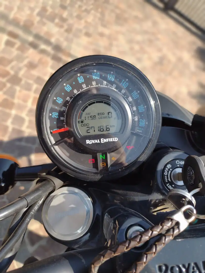 Royal Enfield Super Meteor 650 Bianco - 1