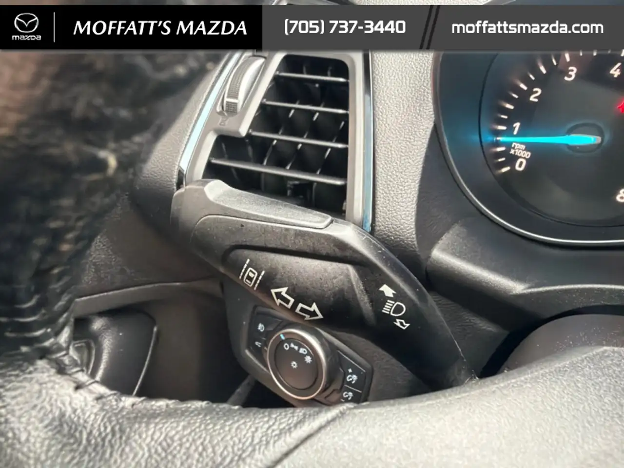 Ford Escape снимка Ford Escape