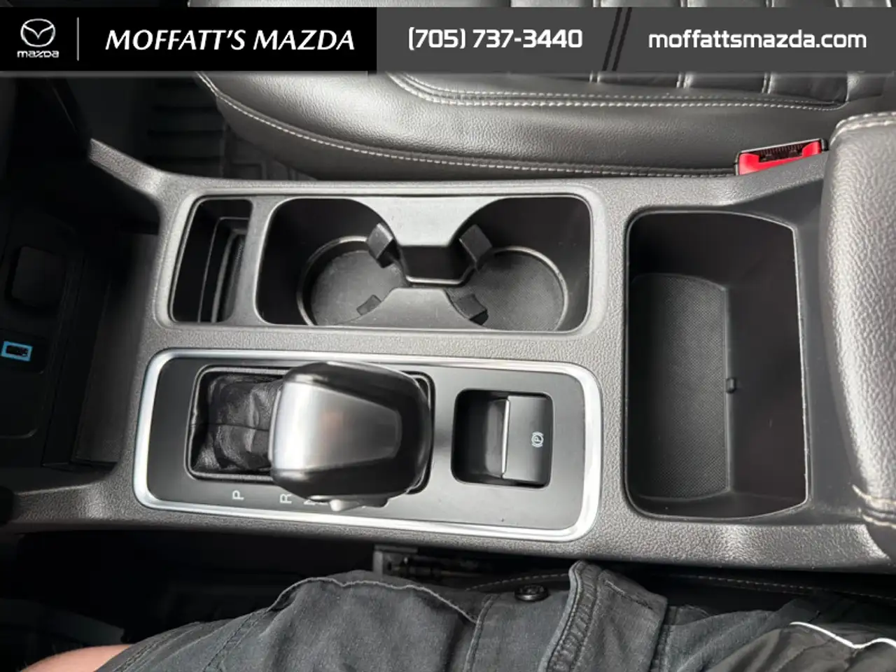 Ford Escape снимка Ford Escape