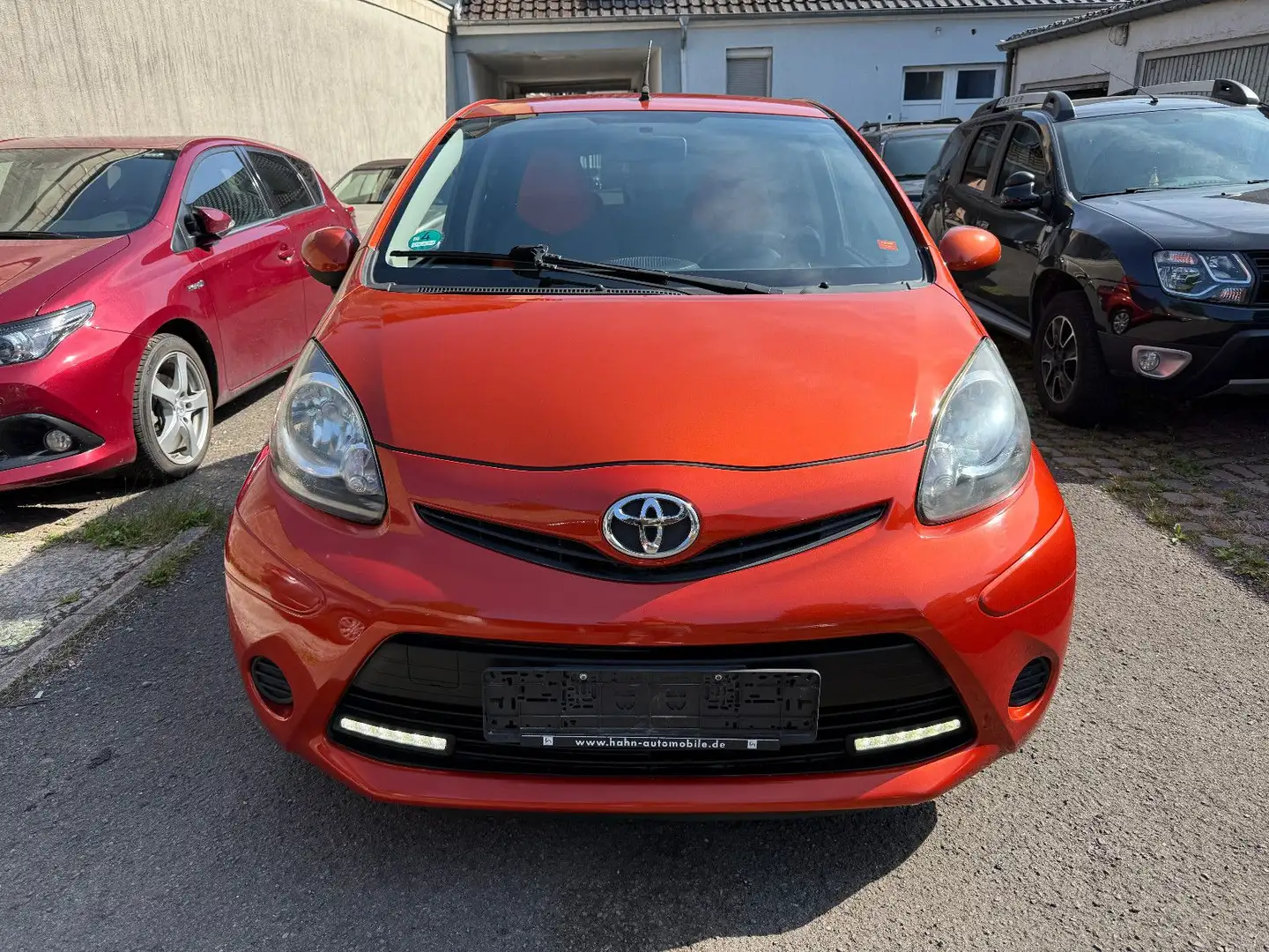 Toyota Aygo AYGO Connect *Klima/Bluetooth/LED/TÜV NEU* Orange - 2