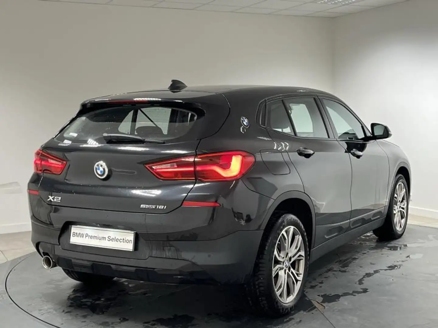BMW X2 sDrive18i 140ch Lounge - 2