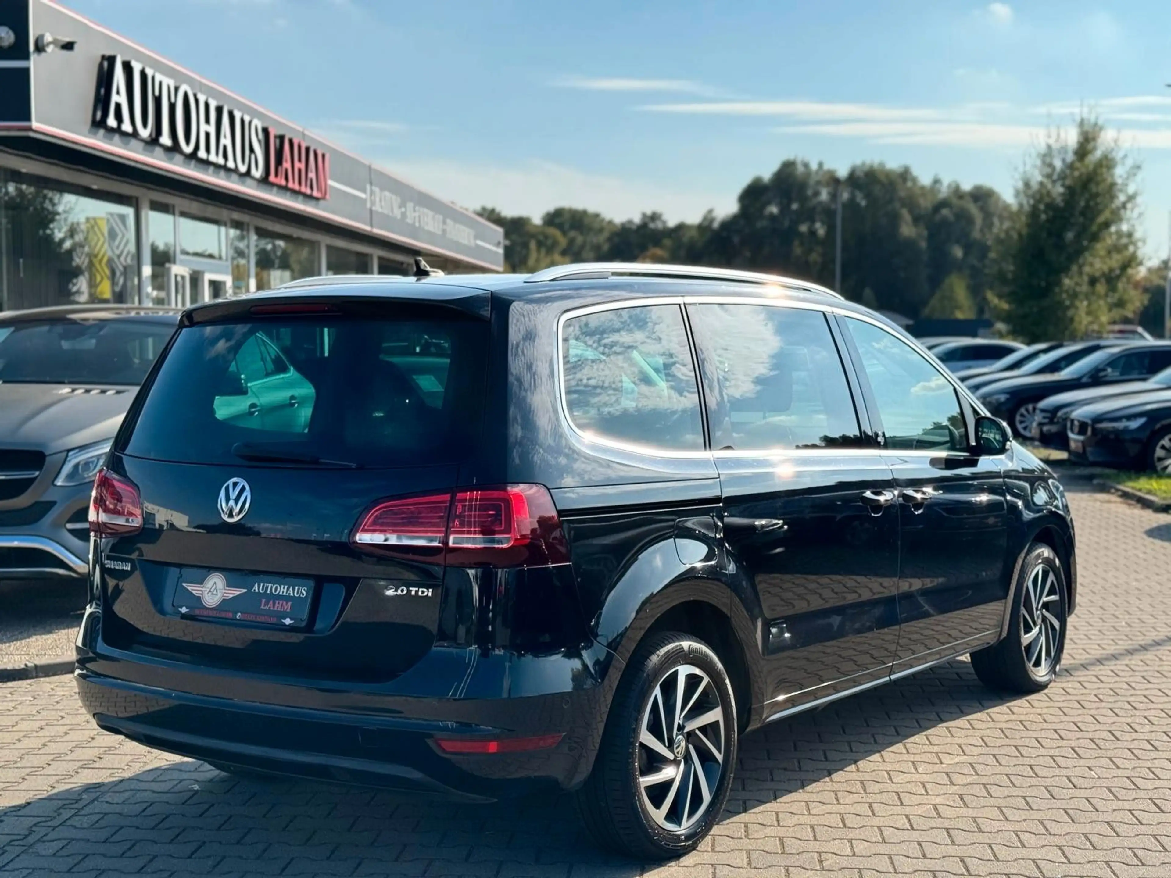 Volkswagen Sharan 2.0 TDI"DSG"Sound"7 SITZE"AHK"NAVI"KAMERA — photo 5