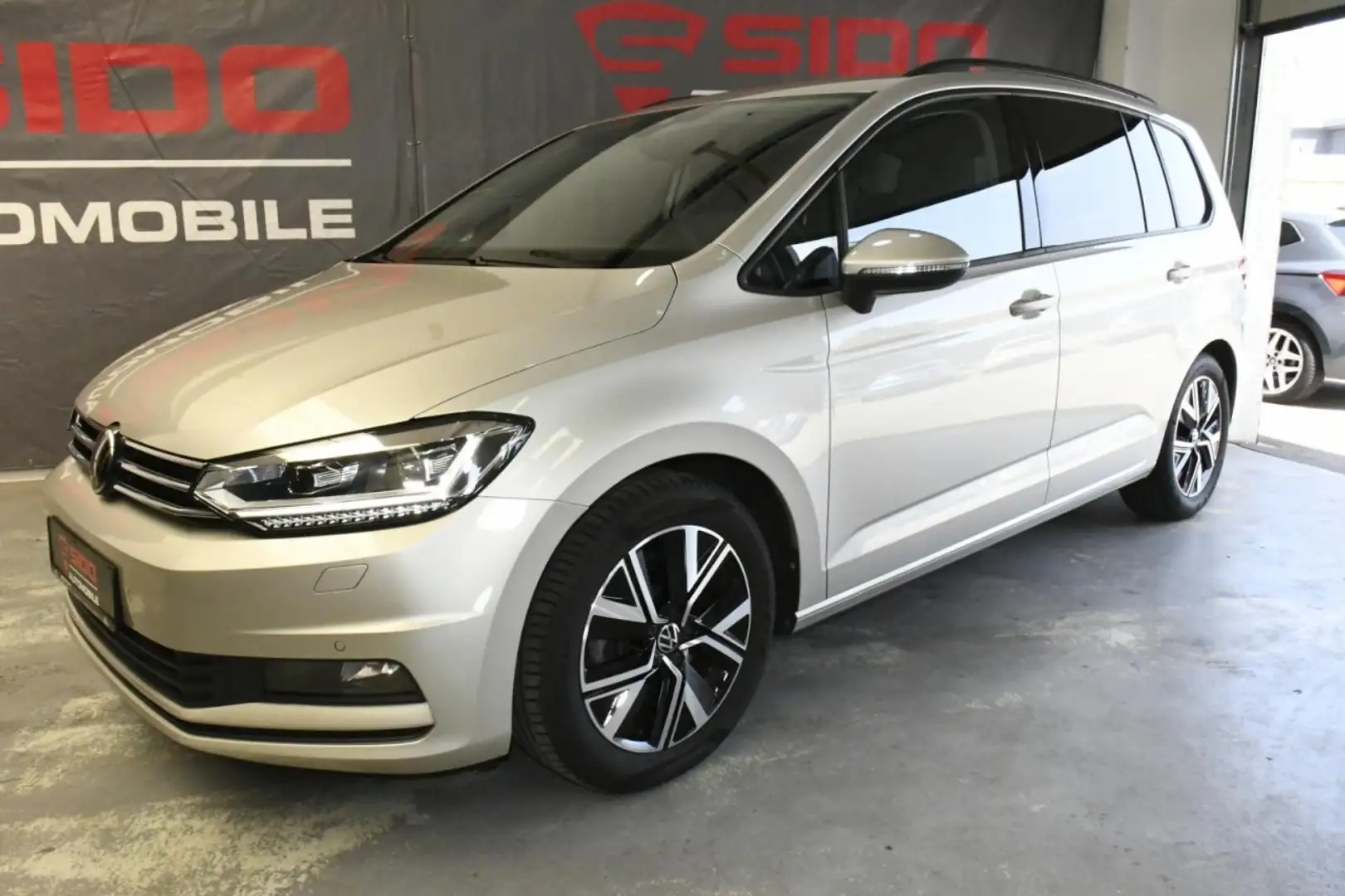 Volkswagen Touran 1.5 TSI LED*ACC*7Sitz*VIRT*NAV*CAM*AHK* Klima Silber - 2